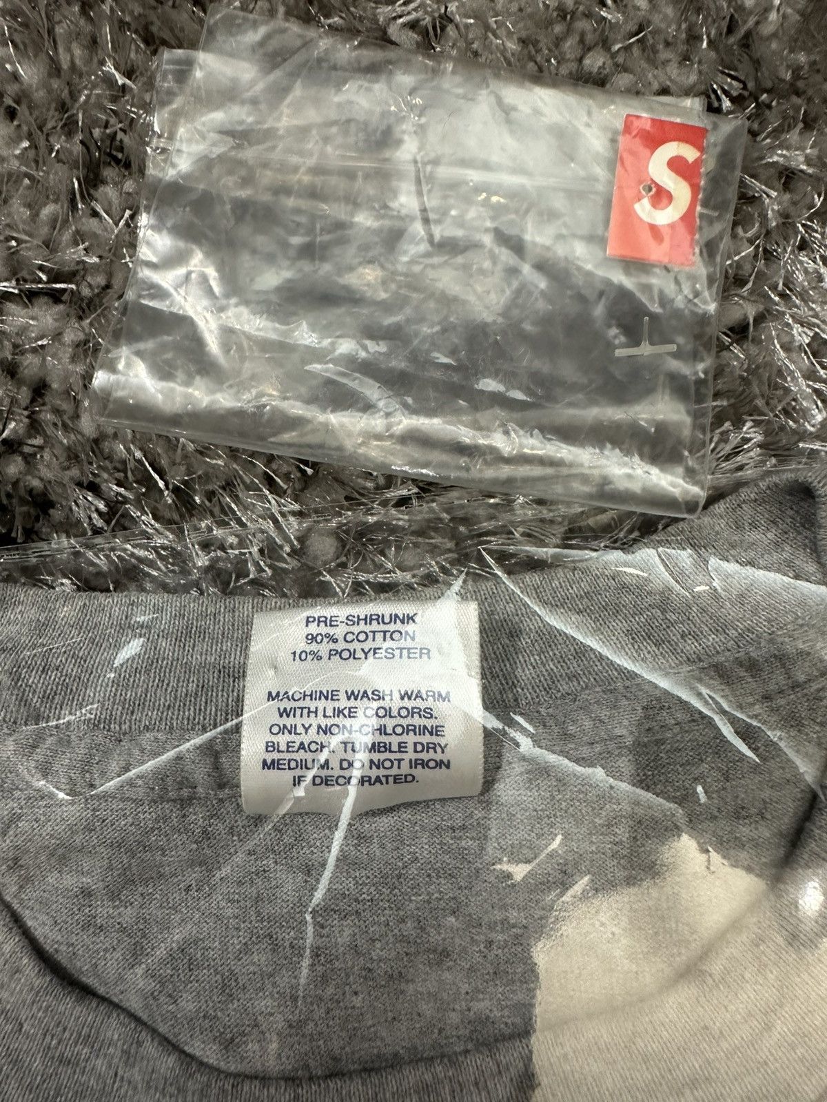 Louis Vuitton × Supreme Supreme LV Monogram Box Logo Cease