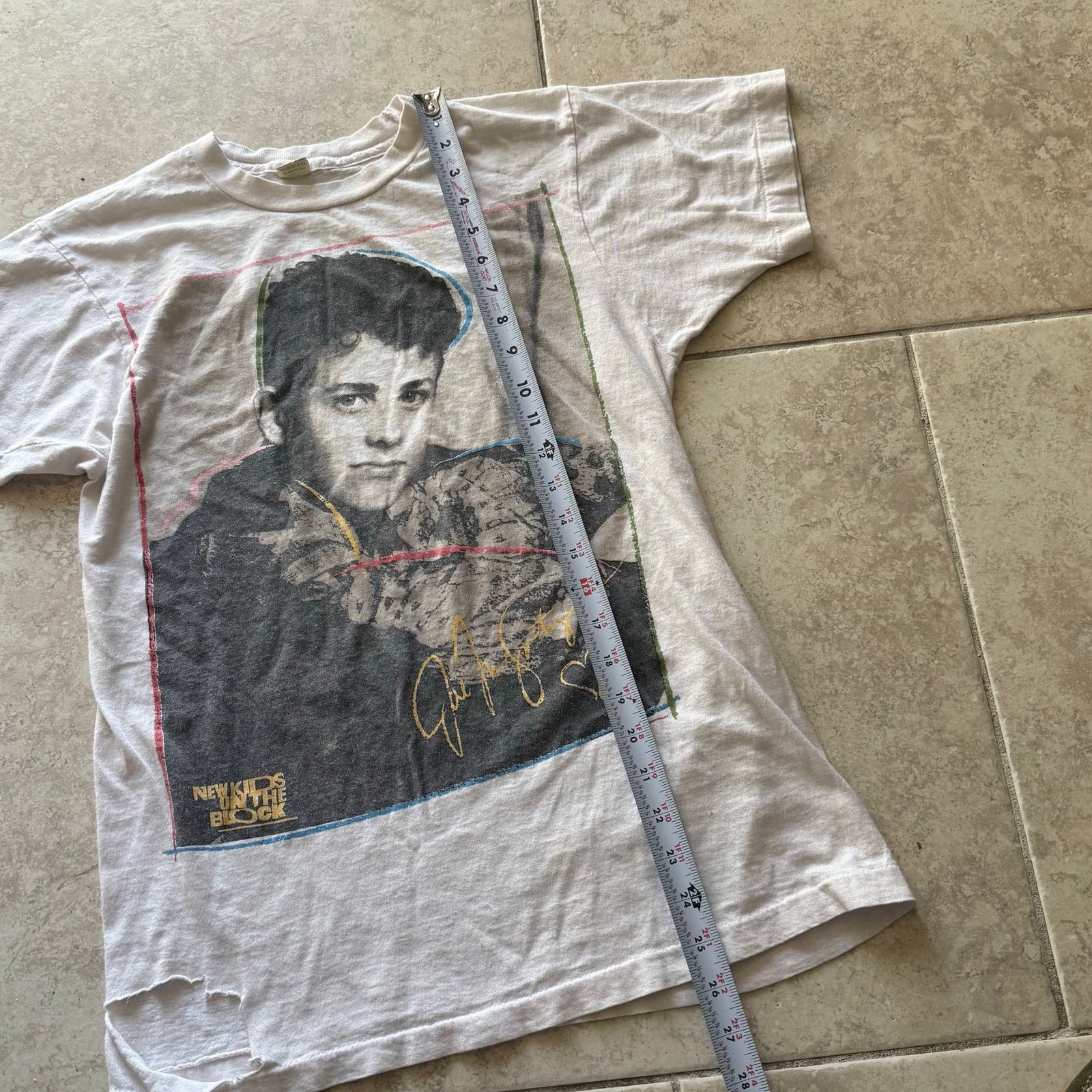 Vintage Vintage 80’s Joey McIntyre New Kids On The Block Band Tee Size US M / EU 48-50 / 2 - 7 Thumbnail