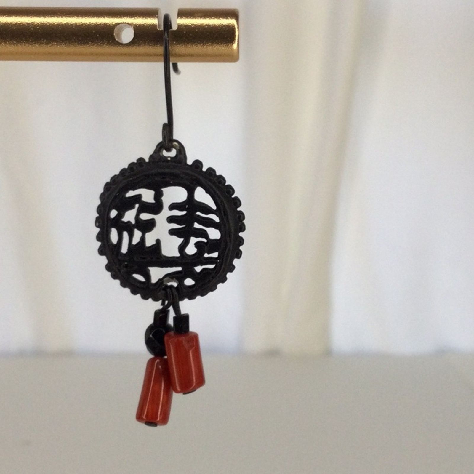 Other Black & Red Asian Inspired Bead Retro 90's Dangle Earrings Size ONE SIZE - 4 Thumbnail