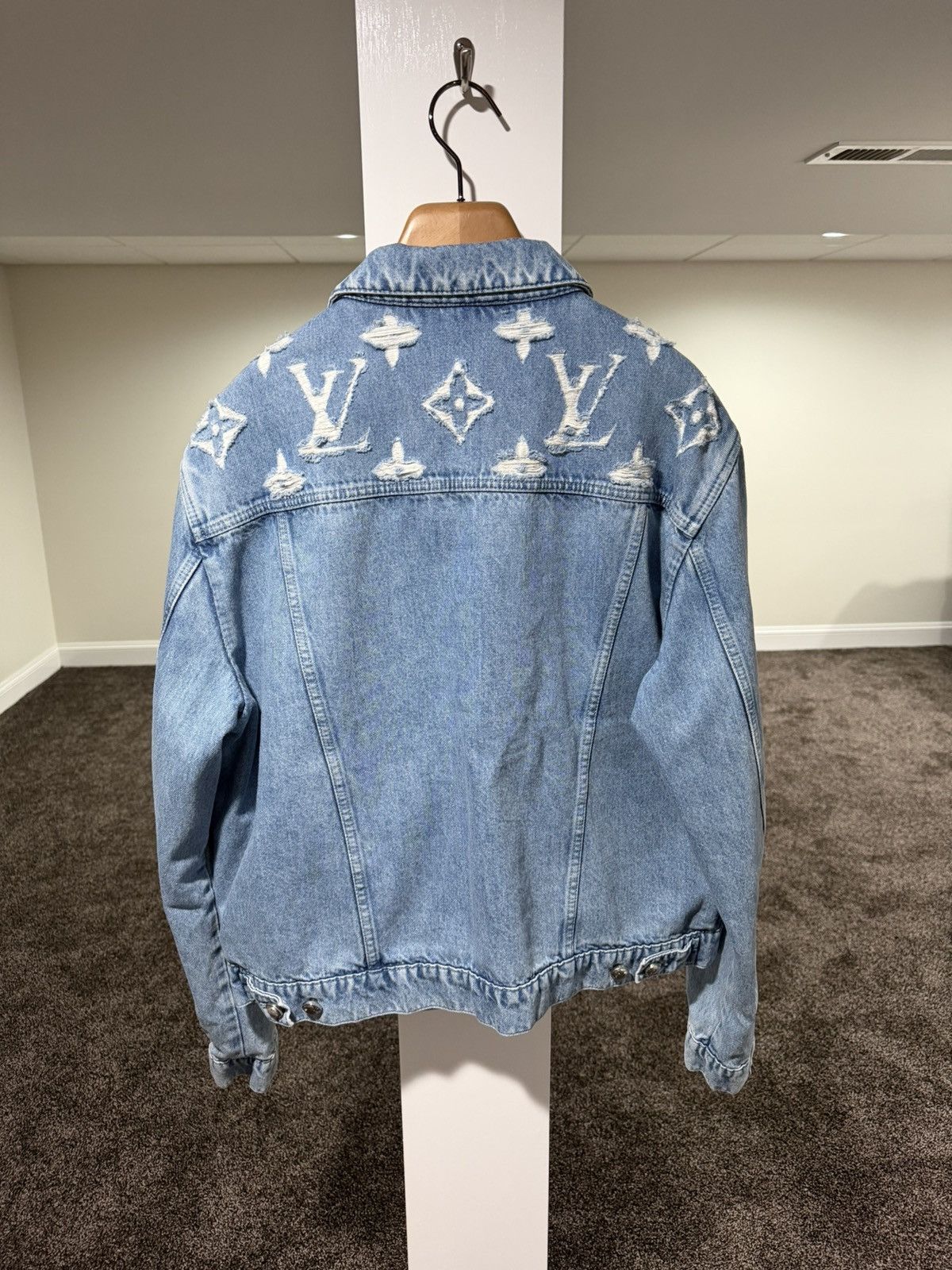 Louis Vuitton Louis Vuitton Frayed Distress Monogram Denim Trucker Jacket Size US XL / EU 56 / 4 - 2 Thumbnail
