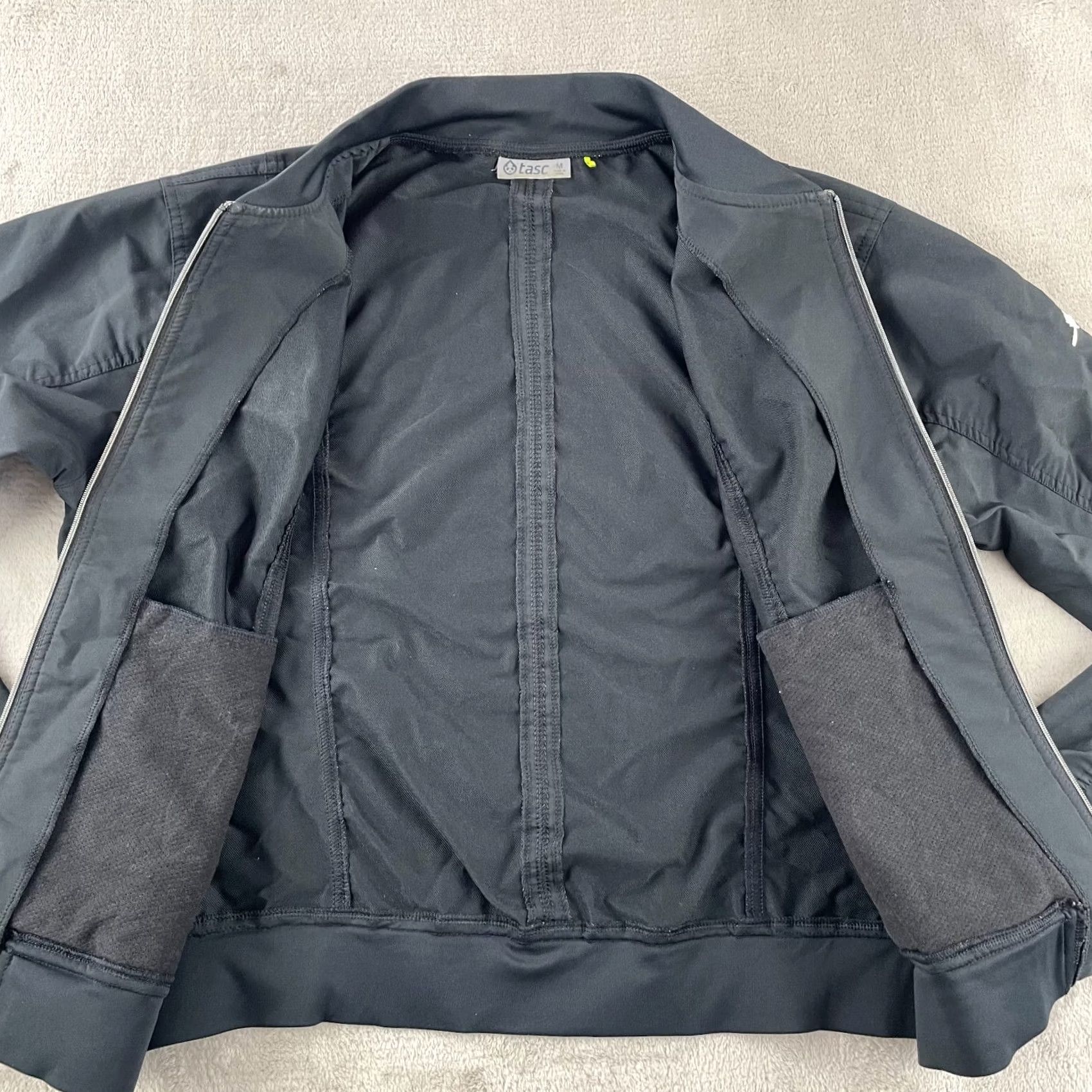 Vintage TASC Performance Jacket Women Medium Black Full Zip Bomber Zip Pockets Active Size M / US 6-8 / IT 42-44 - 4 Thumbnail