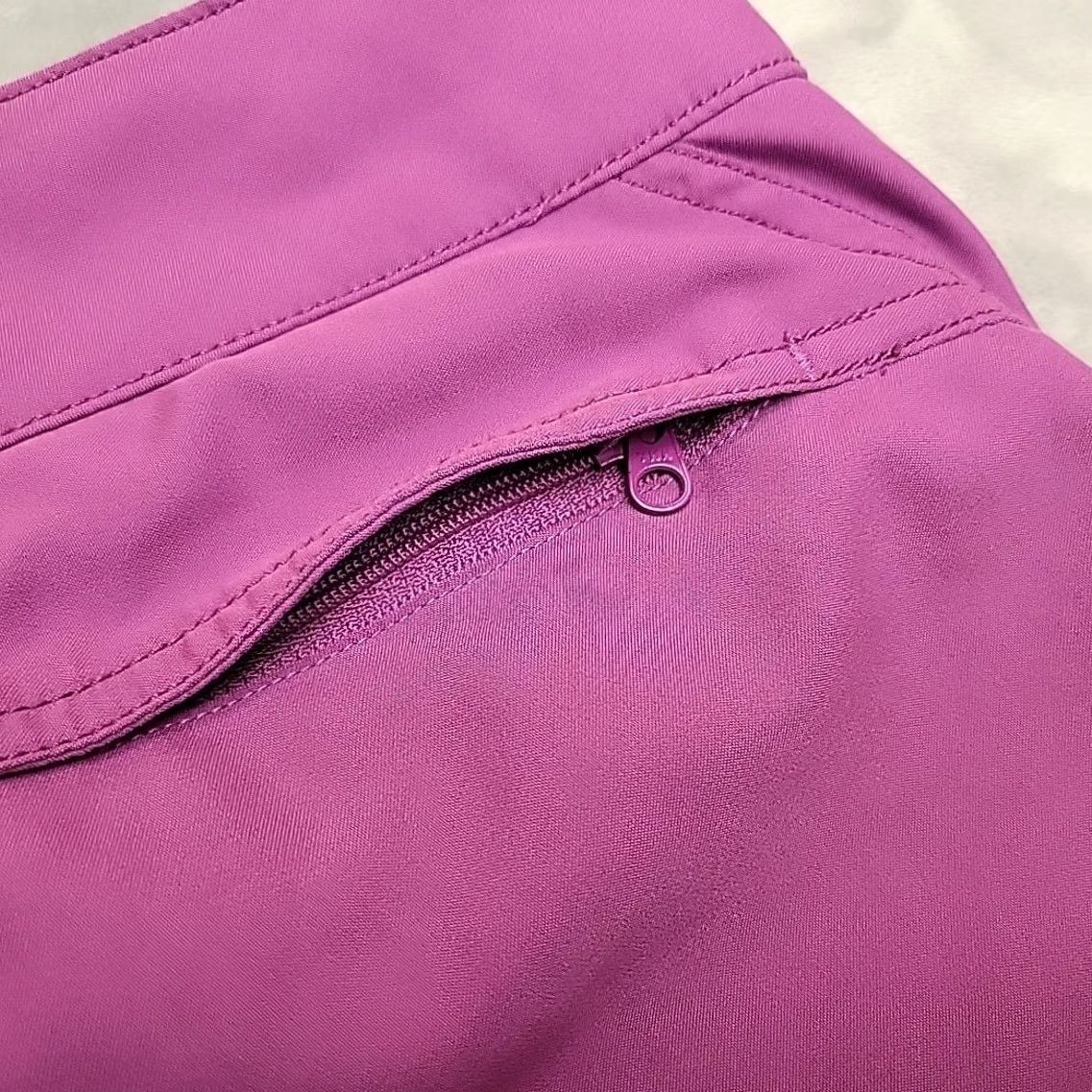 Vintage Columbia PFG Shorts Womens 8 Purple Performance Fishing Gear Outdoors Hike Gorp Shirt Size 30" / US 8 / IT 44 - 5 Thumbnail