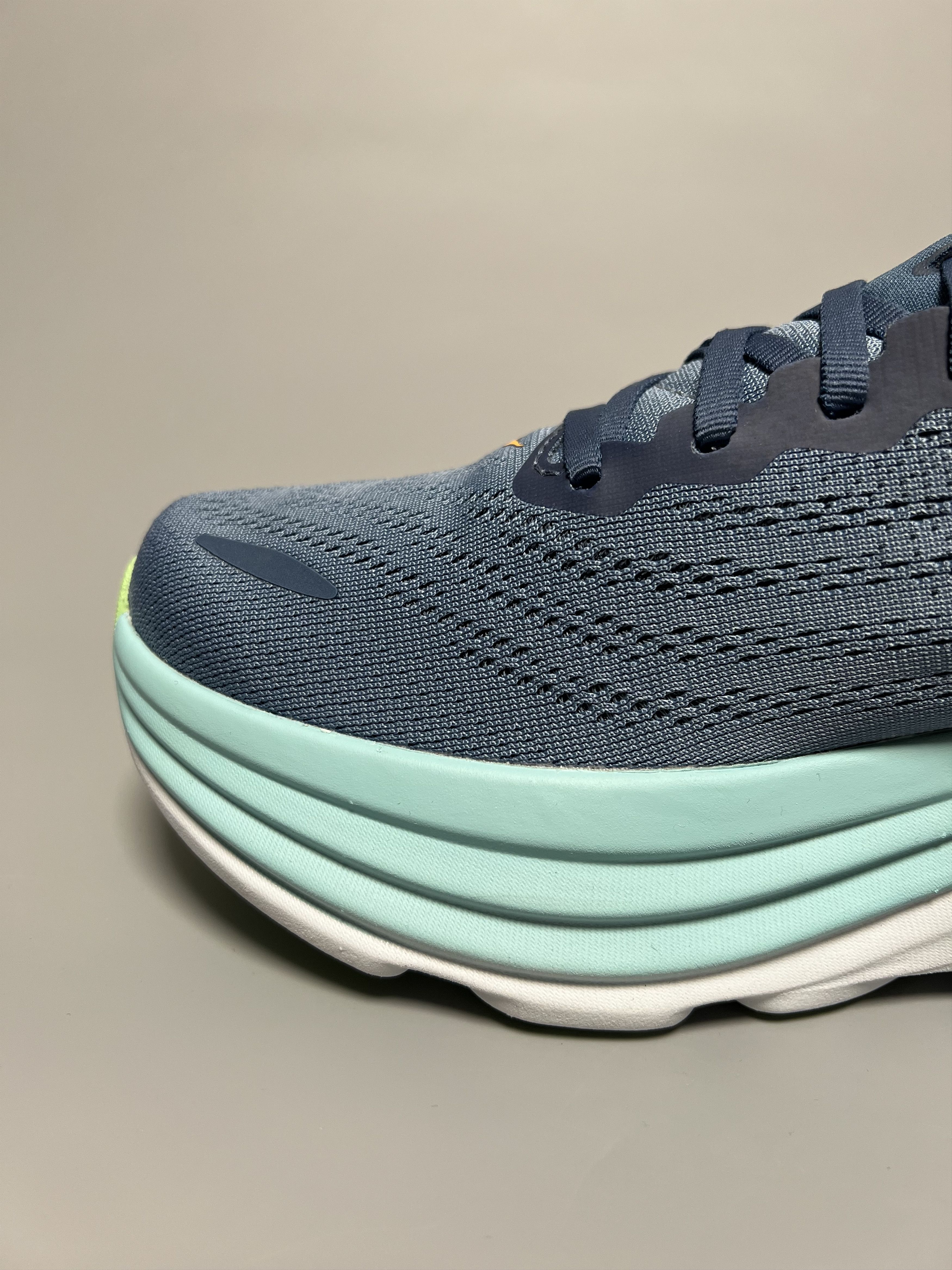 Hoka 10D Hoka One One Bondi 8 Men's Running Shoes Gym Walking Size US 10 / EU 43 - 10 Thumbnail