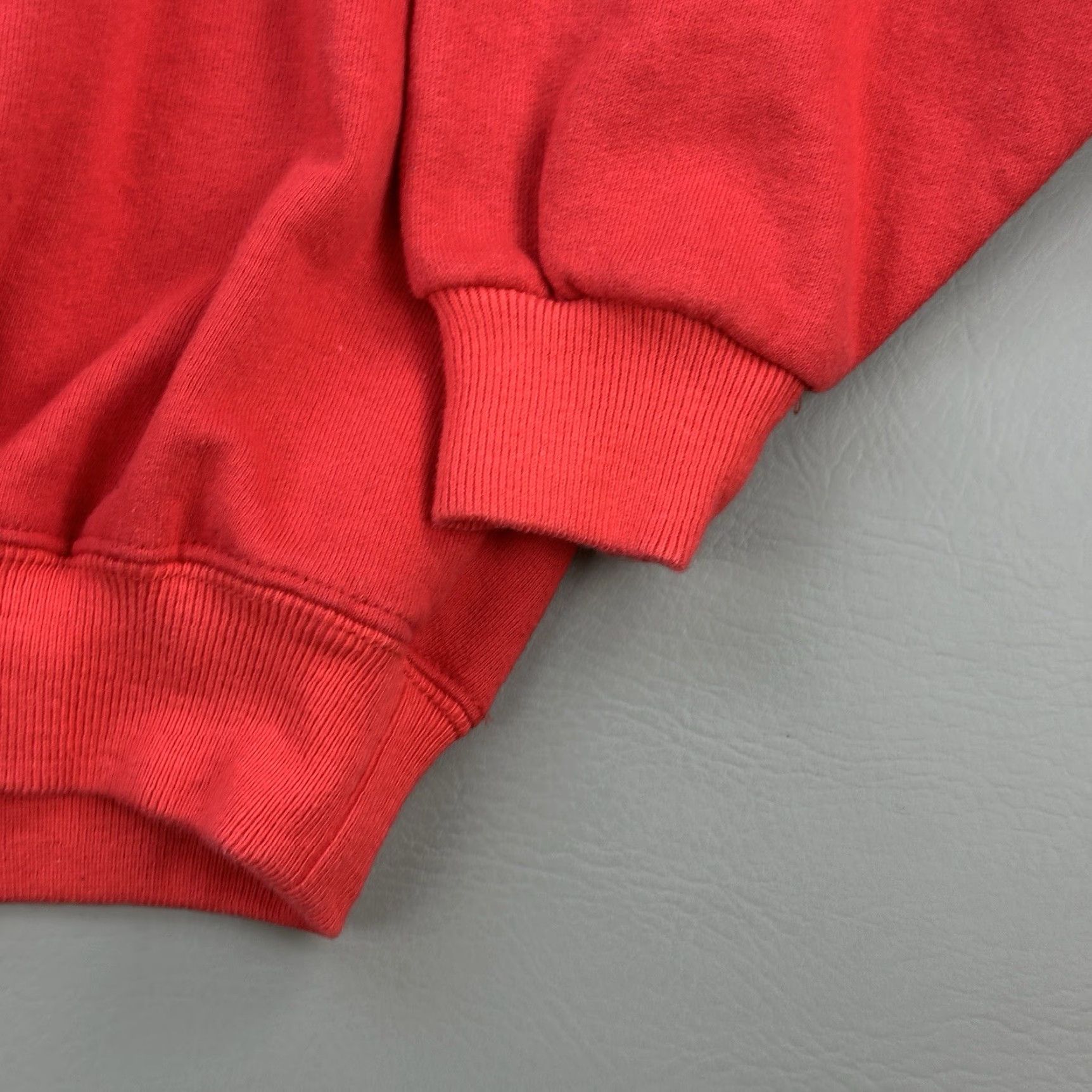 Guess VINTAGE Guess Georges Marciano Sweatshirt Womens Large Red Crewneck Pullover USA Size L / US 10 / IT 46 - 2 Thumbnail