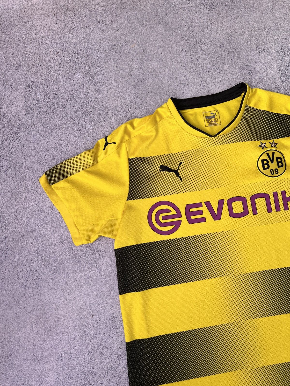 Puma × Vintage Borussia Dortmund Home Kit 17/18 Size US L / EU 52-54 / 3 - 4 Thumbnail