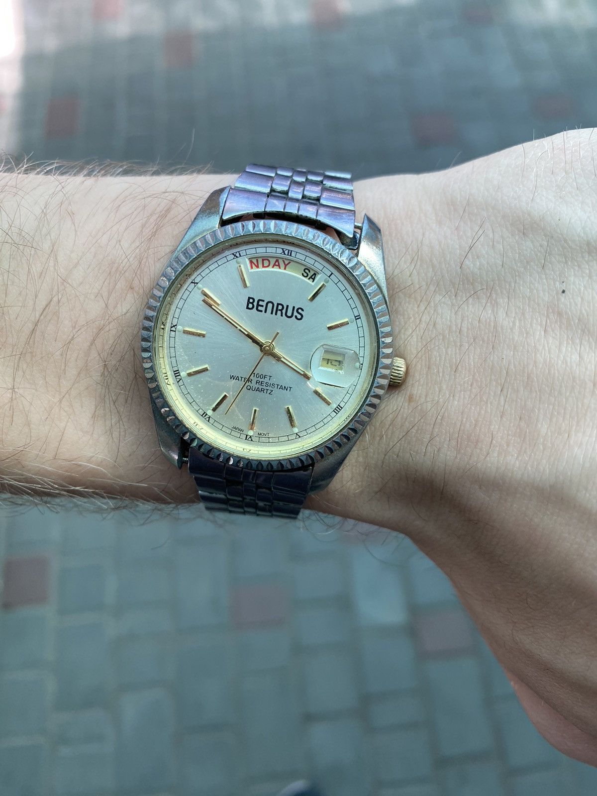 Japanese Brand Benrus Water Resistant Quartz Watch Size ONE SIZE - 3 Thumbnail
