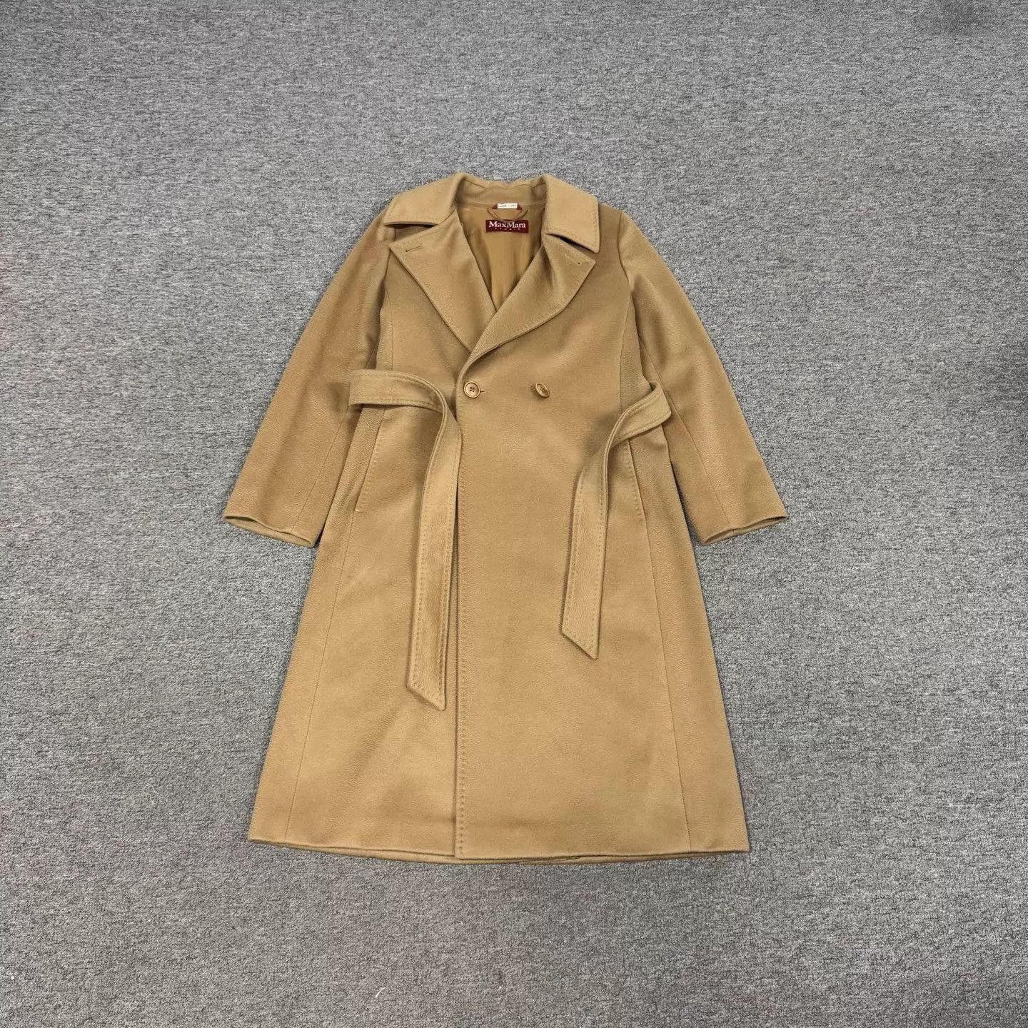 Max Mara Max Mara Camel Double-Breasted Belted Wool Coat 36 Size S / US 4 / IT 40 - 1 Thumbnail