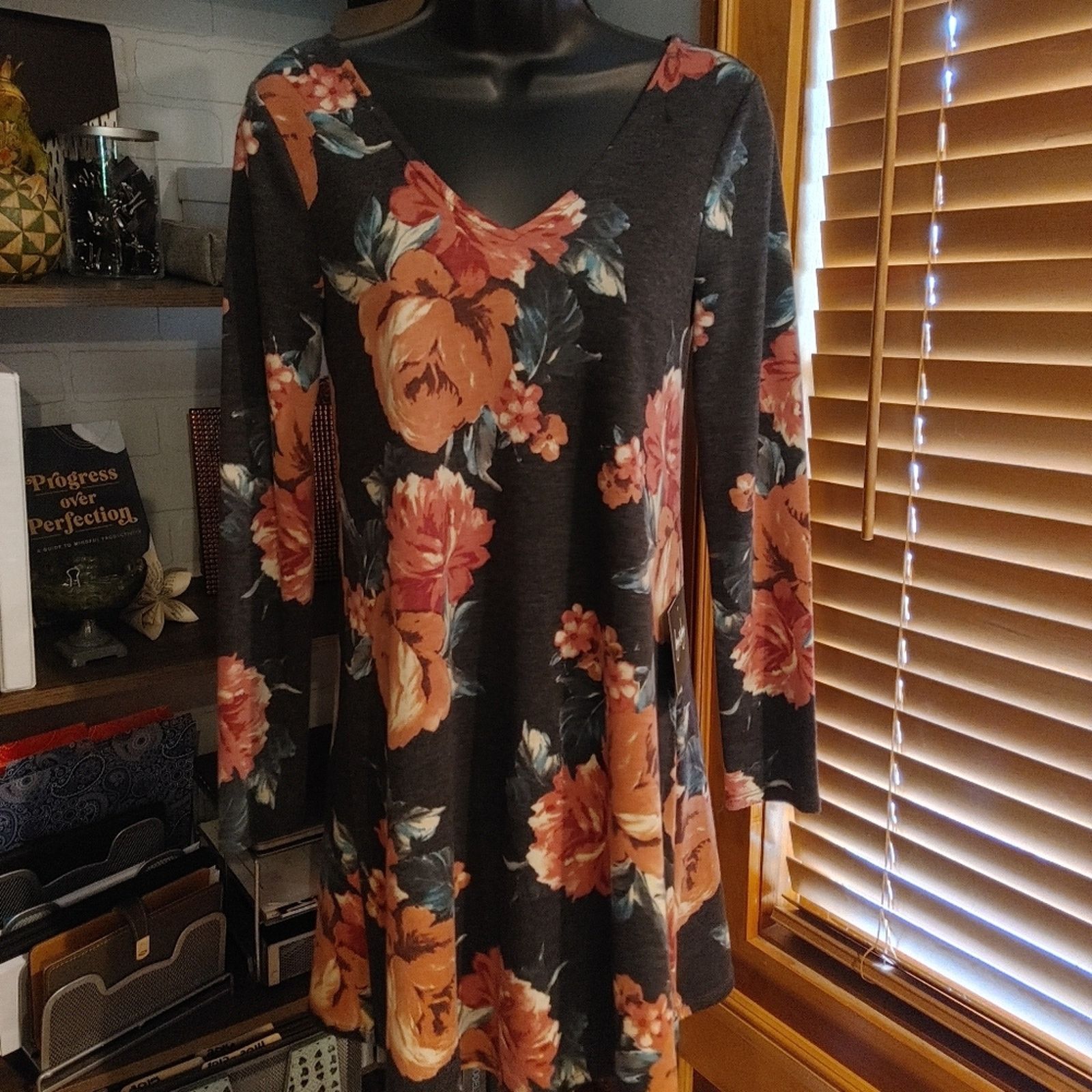 Other Long Sleeved Floral Dress with Tie Back Size XS / US 0-2 / IT 36-38 - 1 Thumbnail