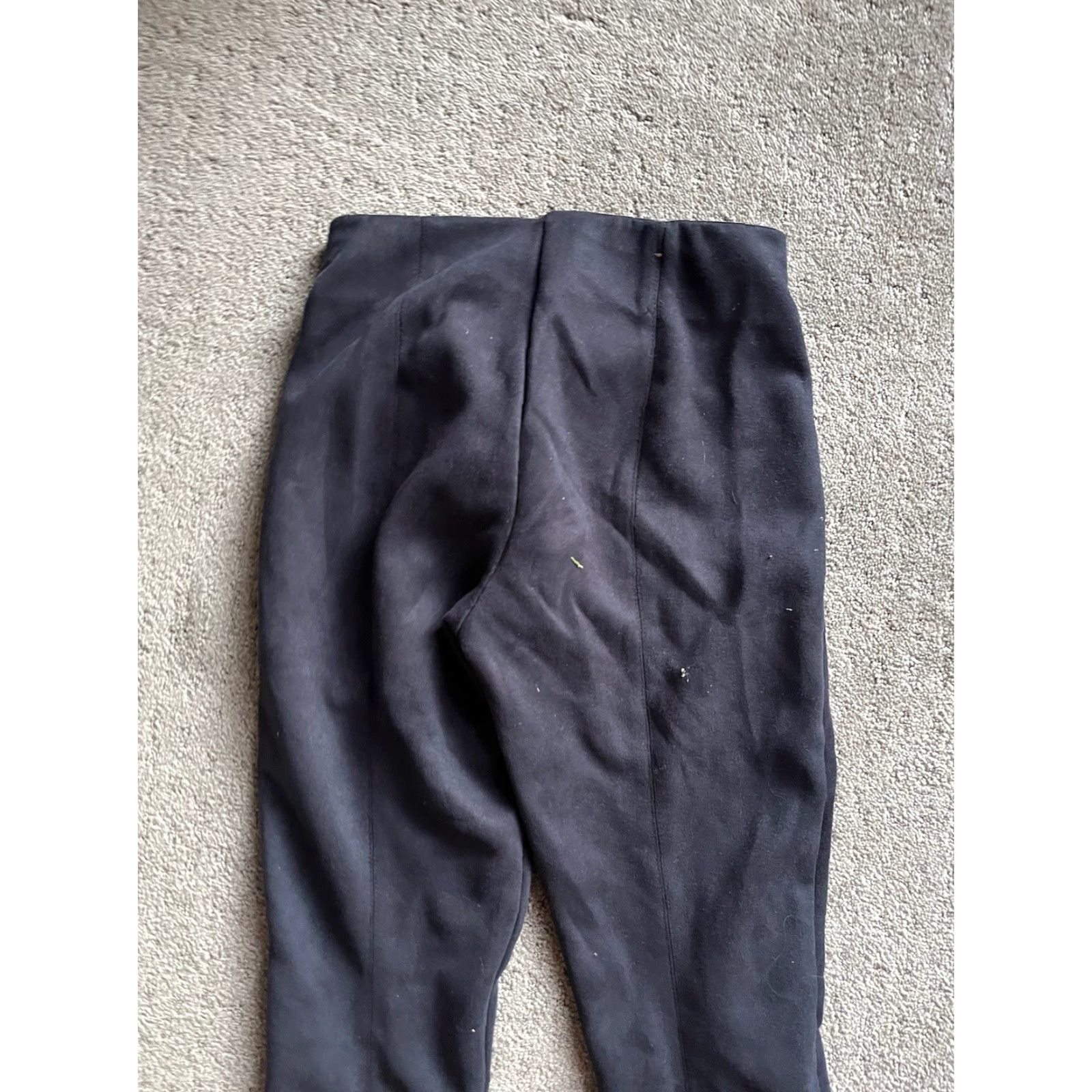 H&M H&M Logg Women’s Black Skinny Pull On Pants Stretchy Waist Size 4 Dress Pants Flat Front Pockets Elastic Waist Regular Color Black Women Pants AI? Size 27" / US 4 / IT 40 - 4 Thumbnail