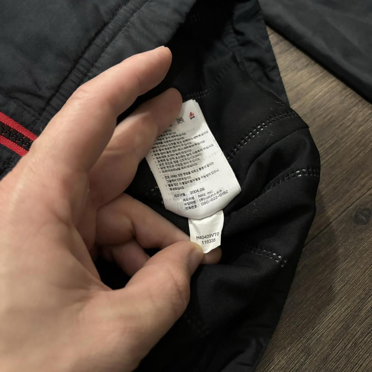 Designer Vintage Nike Acg Bomber Jacket 00s XL Size US XL / EU 56 / 4 - 7 Thumbnail