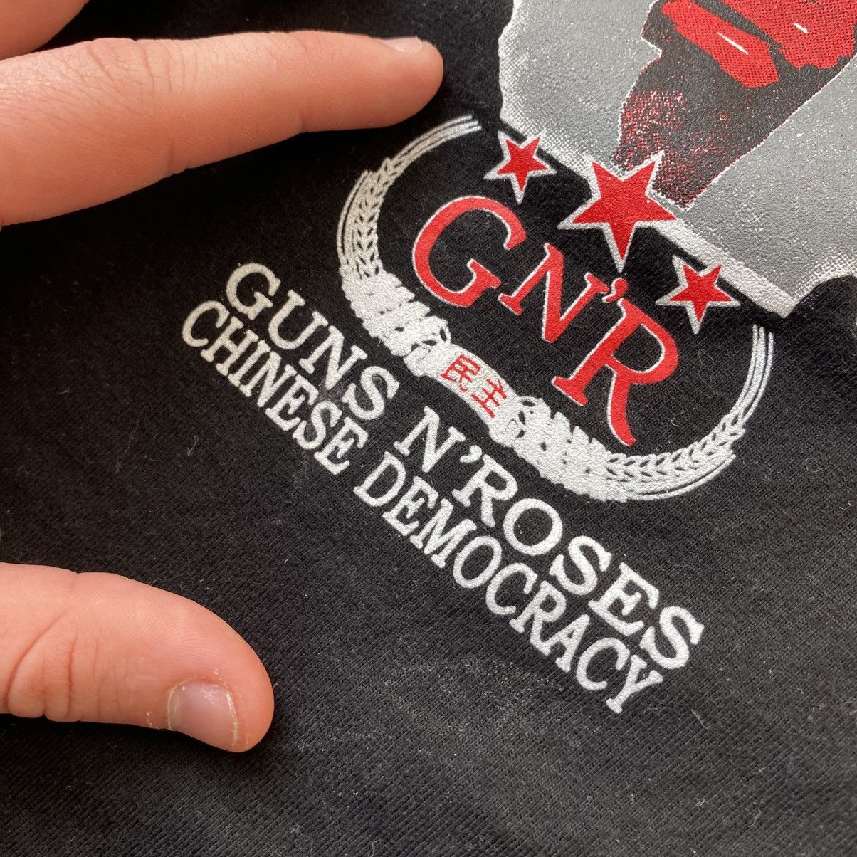 Band Tees Vintage Guns N Roses Big Logo Graphic 90’s band tee Size US M / EU 48-50 / 2 - 4 Thumbnail