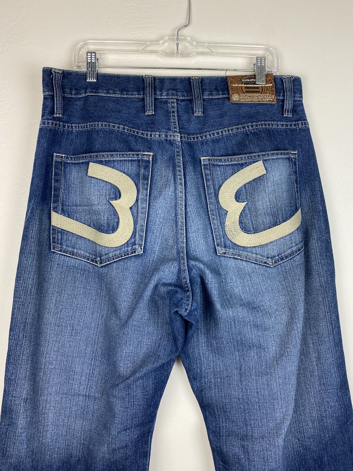 Japanese Brand Vintage Evolution Jeans Back Design Embroidered Denim Jeans Size US 34 / EU 50 - 9 Thumbnail