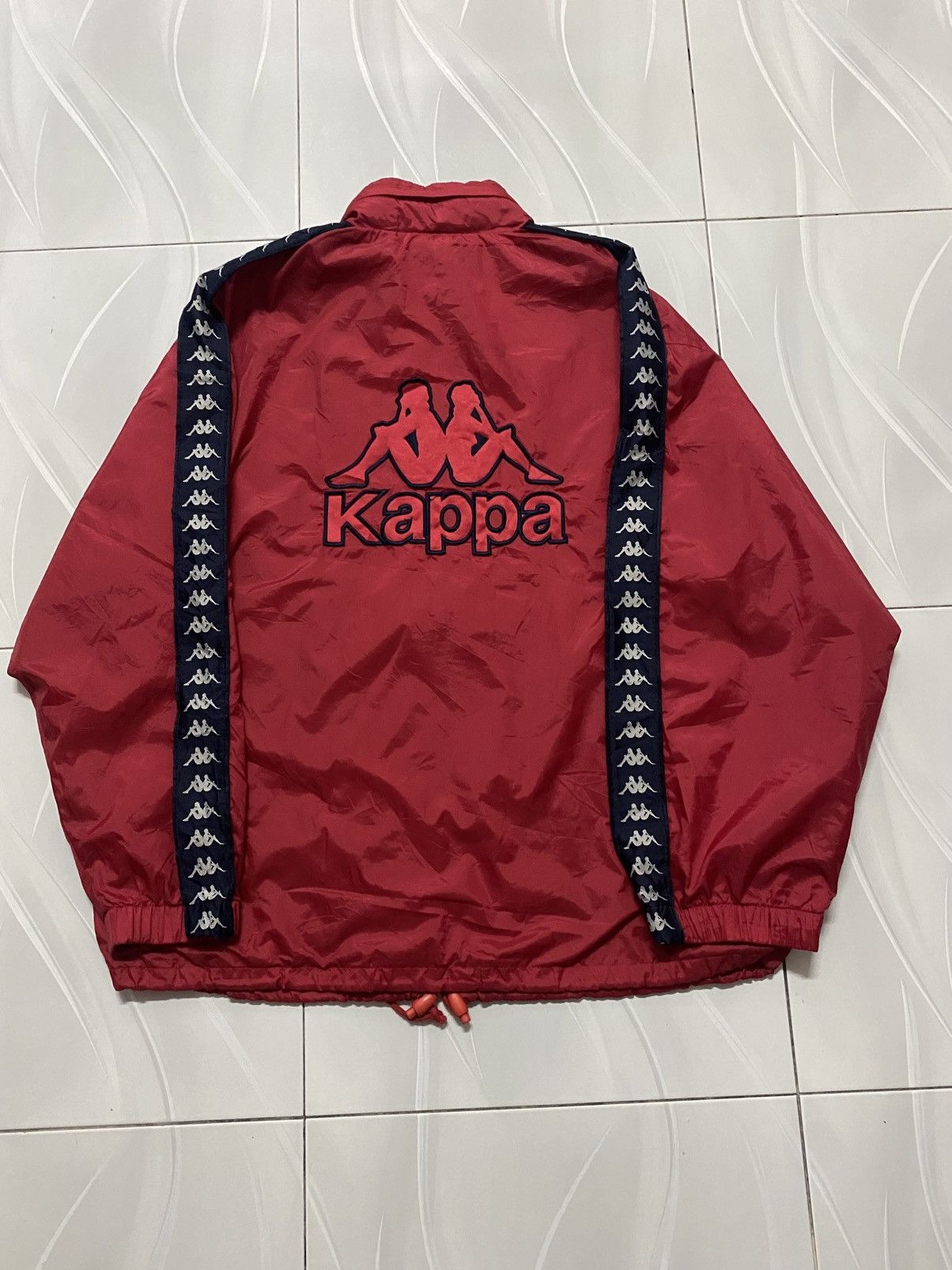 Kappa Vintage 90s Kappa Big Logo Red windbreaker jacket Size US S / EU 44-46 / 1 - 7 Thumbnail