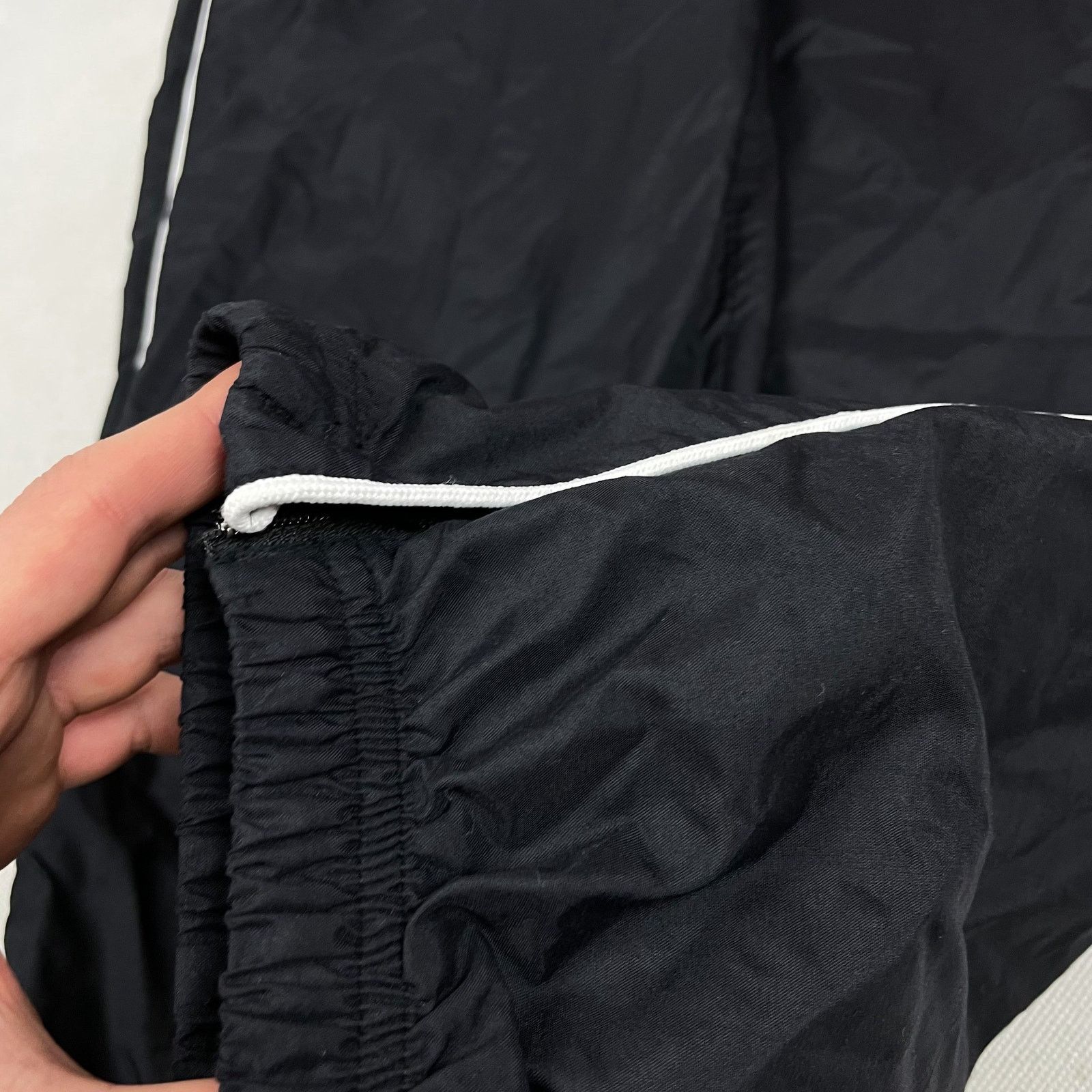 Nike × Vintage Nike Men's Black Swoosh Straight Leg High Rise Track Pant L Size US 32 / EU 48 - 6 Thumbnail
