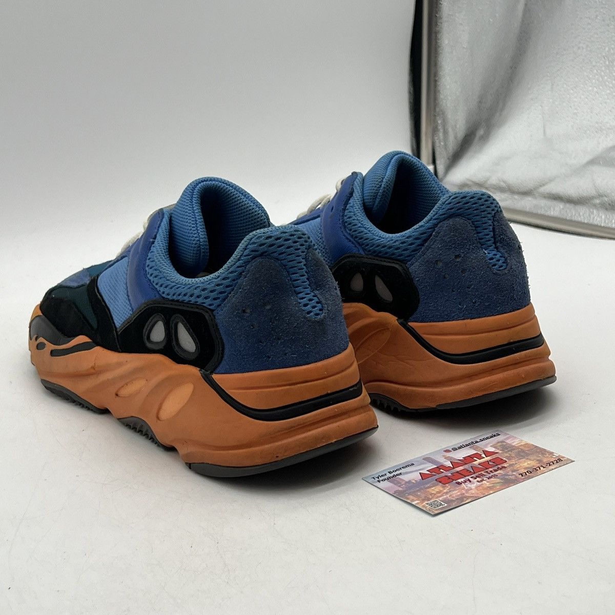 Adidas Yeezy boost 700 bright blue Size US 9.5 / EU 42-43 - 4 Thumbnail