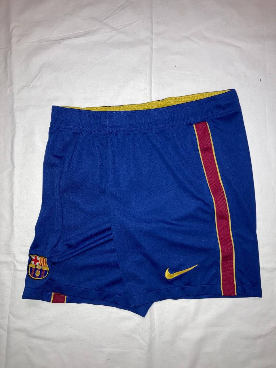 Nike NIKE BARCELONA HOME 2013/2014 FOOTBALL SOCCER SHORTS SIZE M Size US 30 / EU 46 - 10 Thumbnail