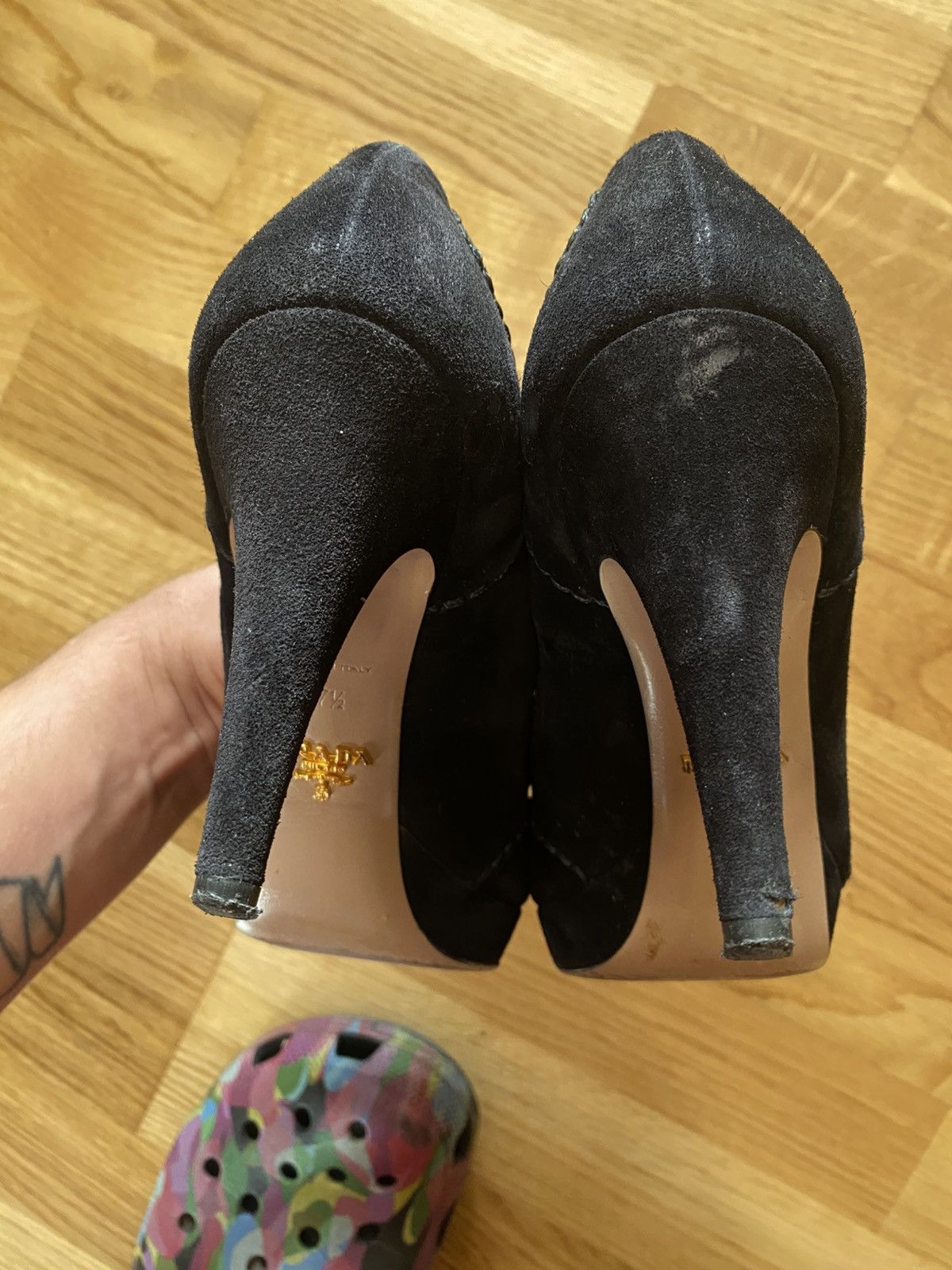 Prada Prada Black Suede Whipstitch ClassicHigh Heel PumpsSize 37.5 Size US 7.5 / IT 37.5 - 8 Thumbnail