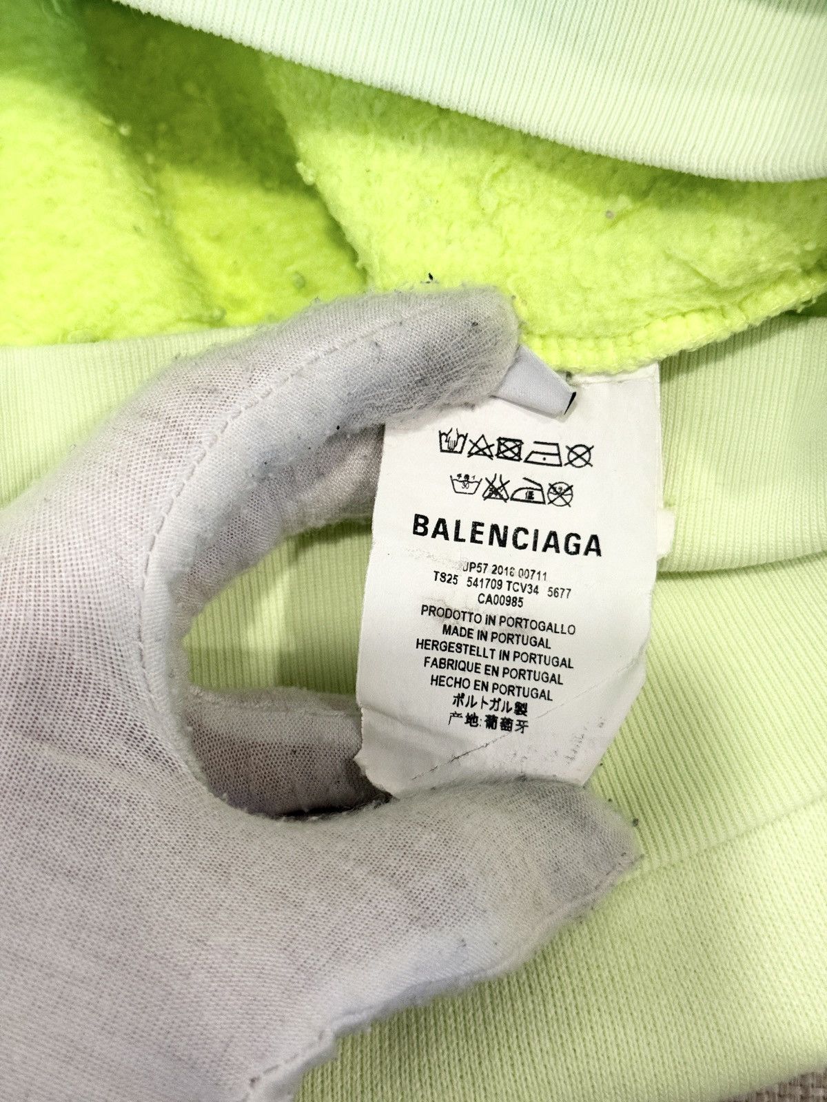 Balenciaga RARE! Balenciaga World Food Programme Oversized Hoodie Size US S / EU 44-46 / 1 - 9 Thumbnail