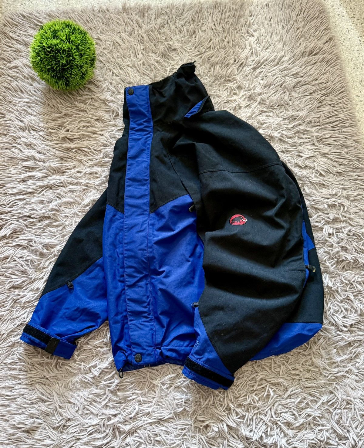 Mammut 00s Mammut Extreme Windbreaker Light Jacket Gore-Tex XCR Size US S / EU 44-46 / 1 - 2 Thumbnail