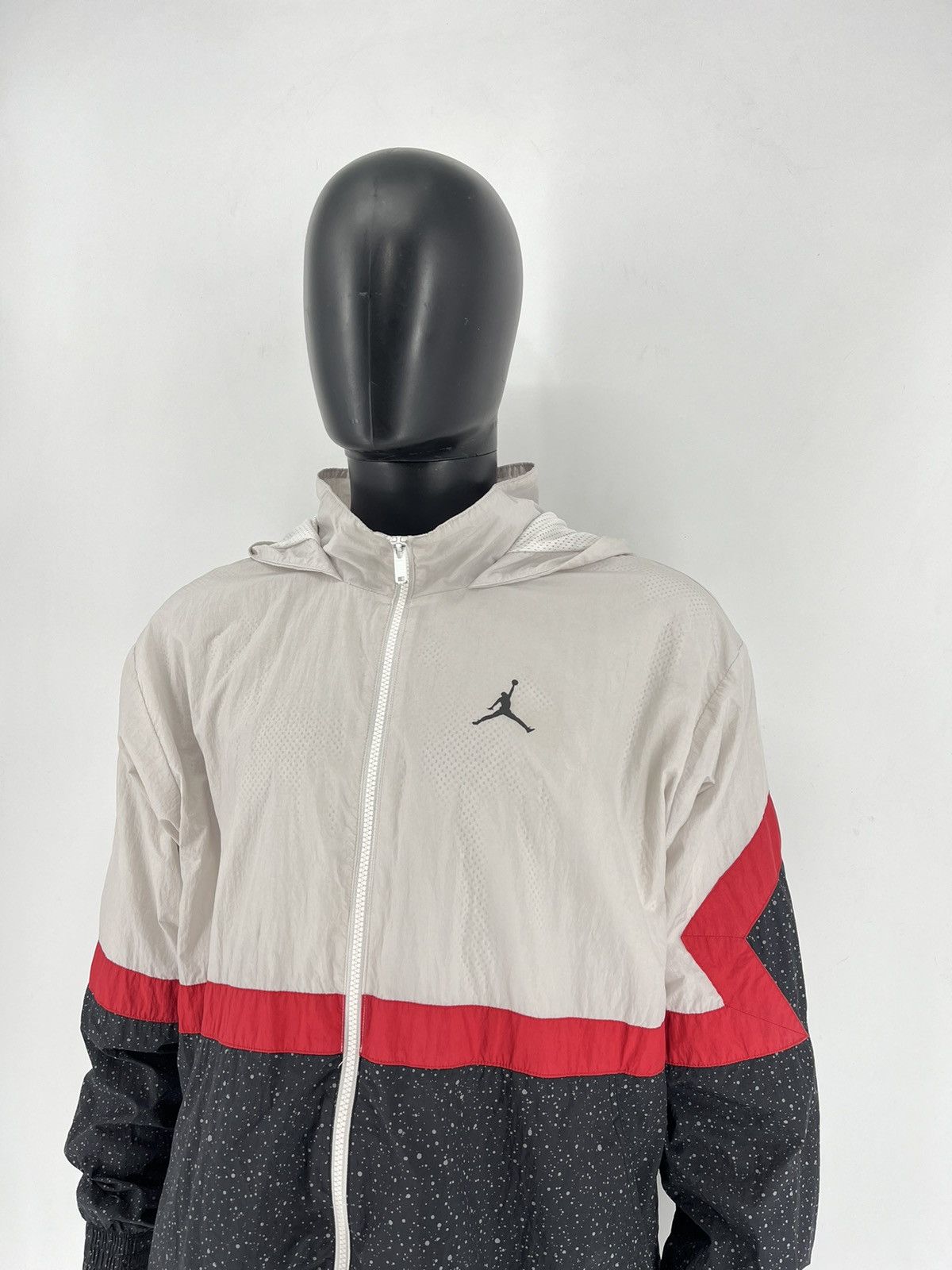 Jordan Brand × Vintage 90’S JORDAN VINTAGE AIR MAX DRILL NYLON HOODED JACKET Size US XL / EU 56 / 4 - 6 Thumbnail