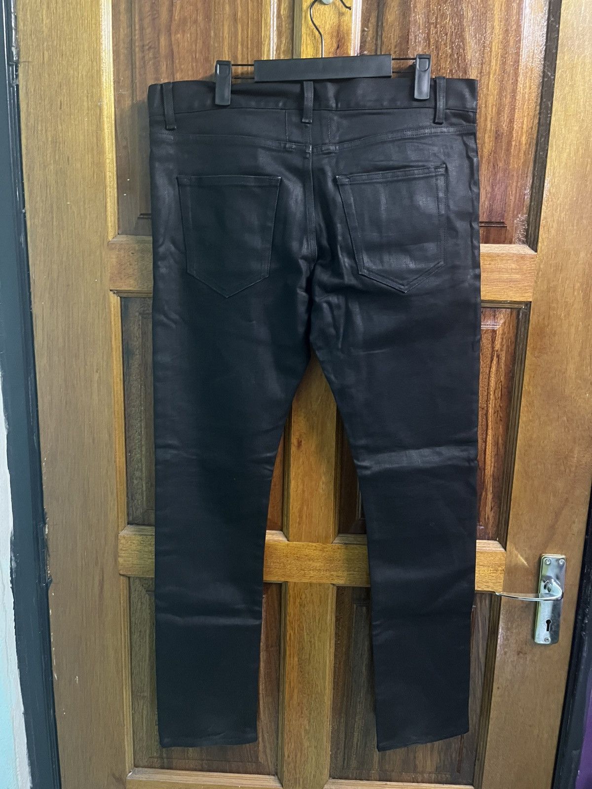 Saint Laurent Paris Saint Laurent Paris 14AW Coated Skinny Denim Pants Size US 35 - 2 Thumbnail
