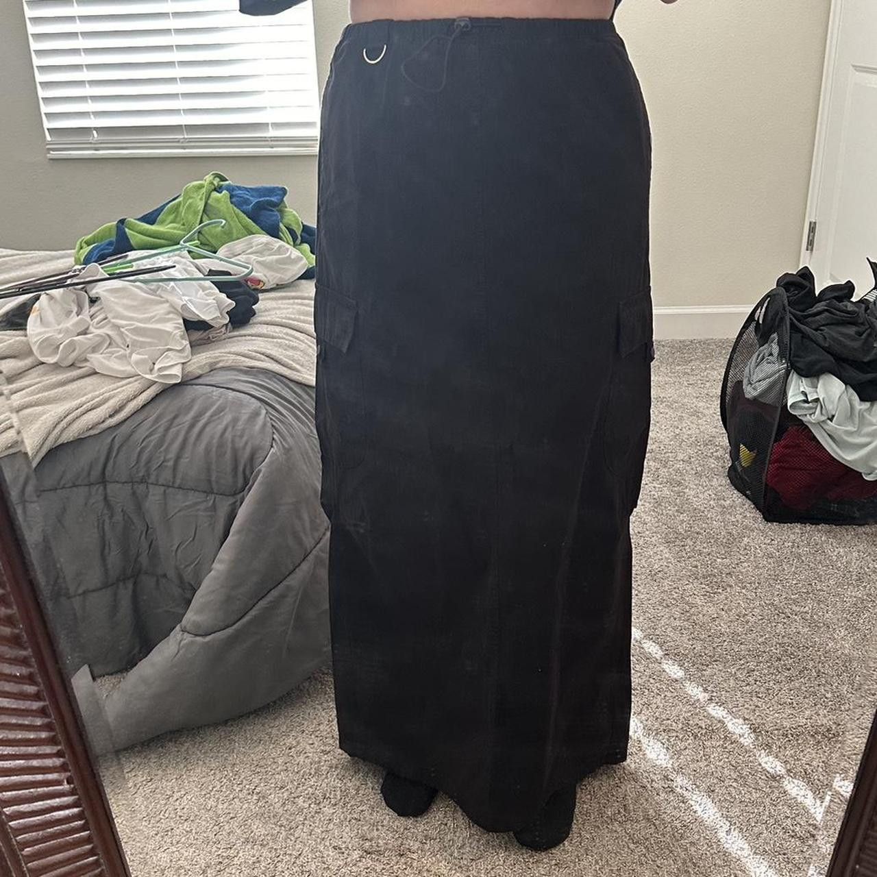 Bershka Bershka Black Cargo Skirt Size 28" / US 6 / IT 42 - 1 Thumbnail