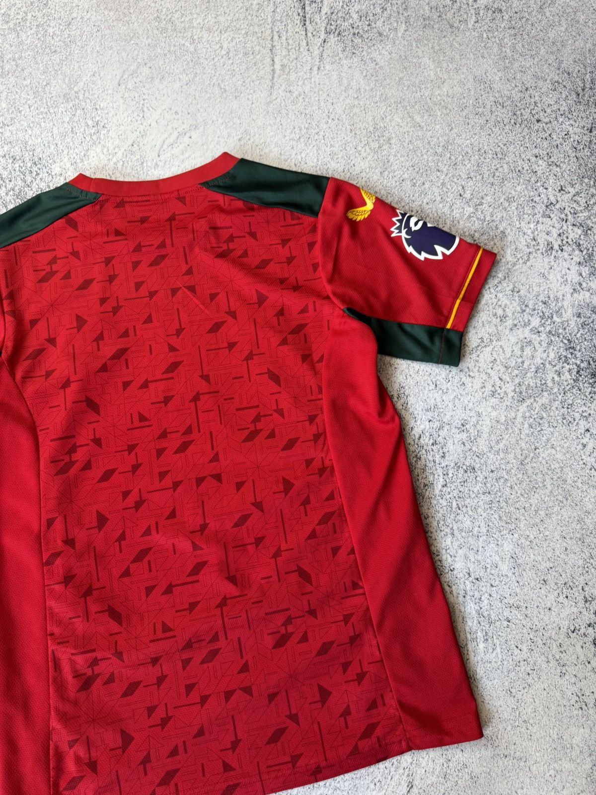 Castore Castore Wolverhampton Wanderers Football Shirt Size S Size US S / EU 44-46 / 1 - 22 Thumbnail