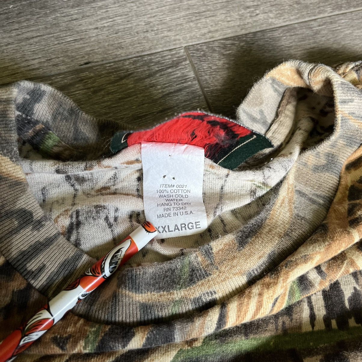 Mossy Oaks × Vintage Vintage 90s Mossy Oak Shadow Grass Camo Pocket Logo T Shirt Size US XXL / EU 58 / 5 - 7 Thumbnail