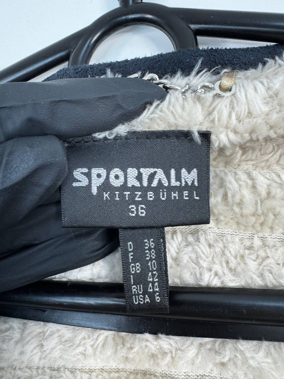 Sportalm Kitzbuhel Sportalm Kitzbuhel Womens Faux Fur Jacket Leopard Alpine36 Size M / US 6-8 / IT 42-44 - 3 Thumbnail