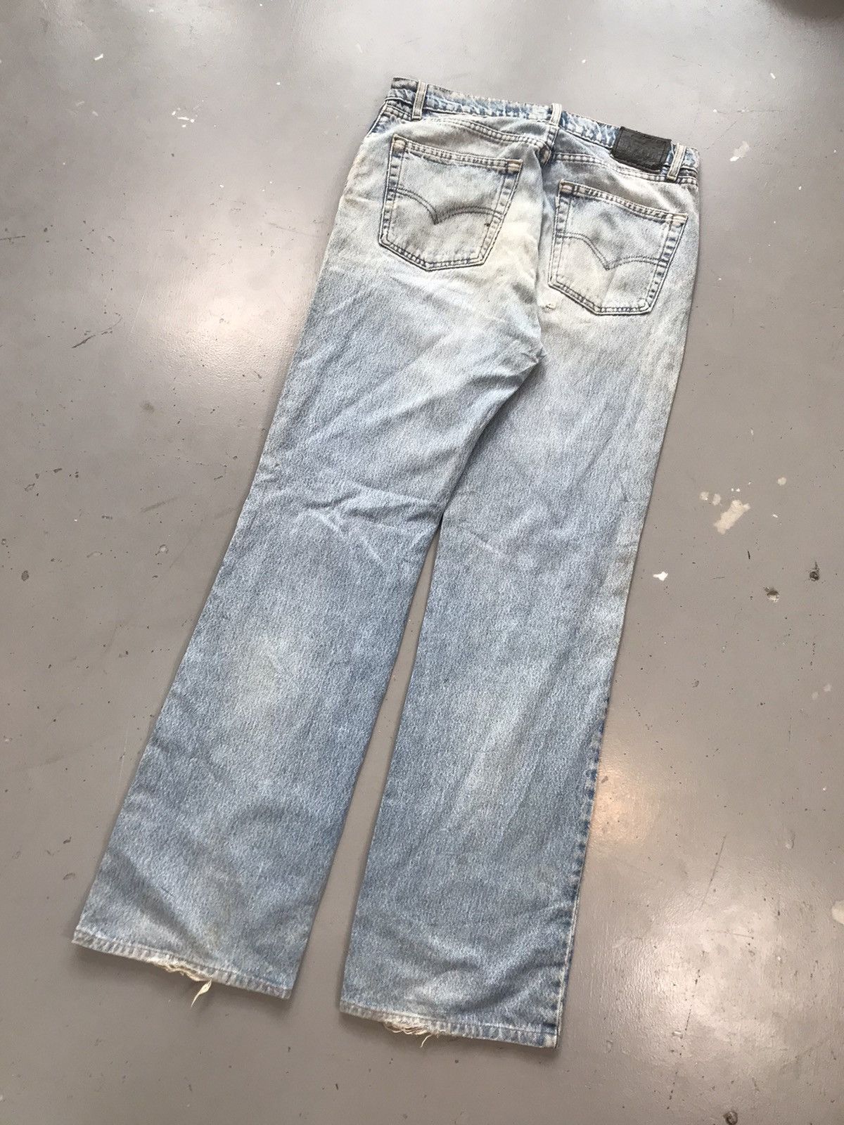 Levi's × Vintage Vintage Levi’s silver tab distressed denim Size US 34 / EU 50 - 8 Thumbnail