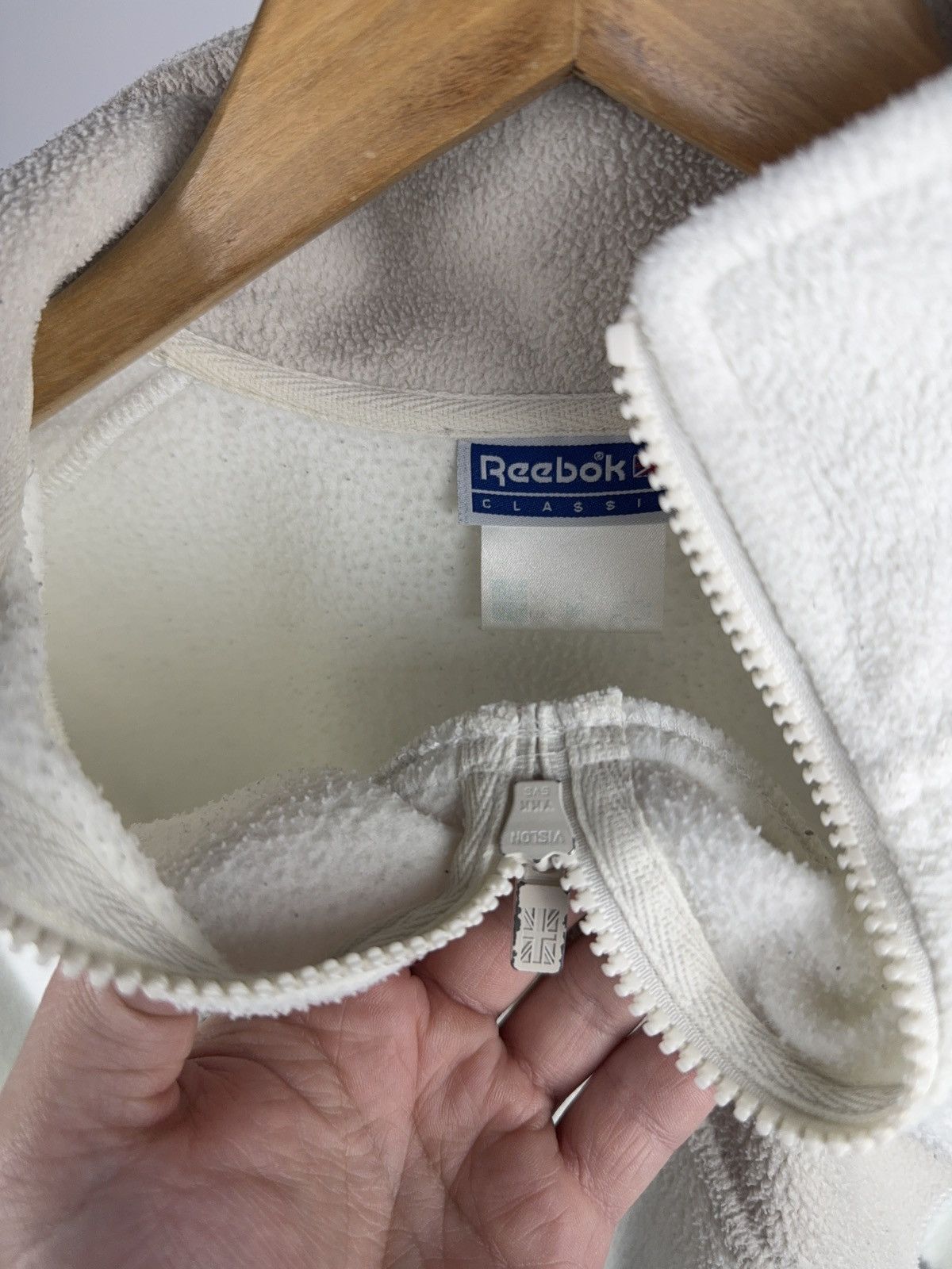 Reebok Vintage 00s Reebok Classic White Fleece Quarter Zip Size M/L Size US M / EU 48-50 / 2 - 10 Thumbnail