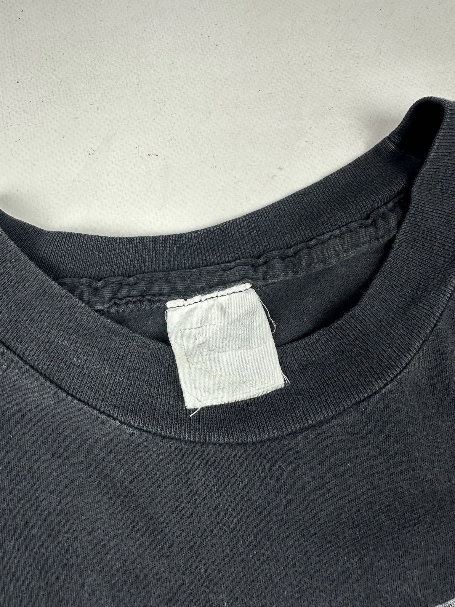 Band Tees Vintage Metallica Black Album Tee Size US L / EU 52-54 / 3 - 6 Thumbnail