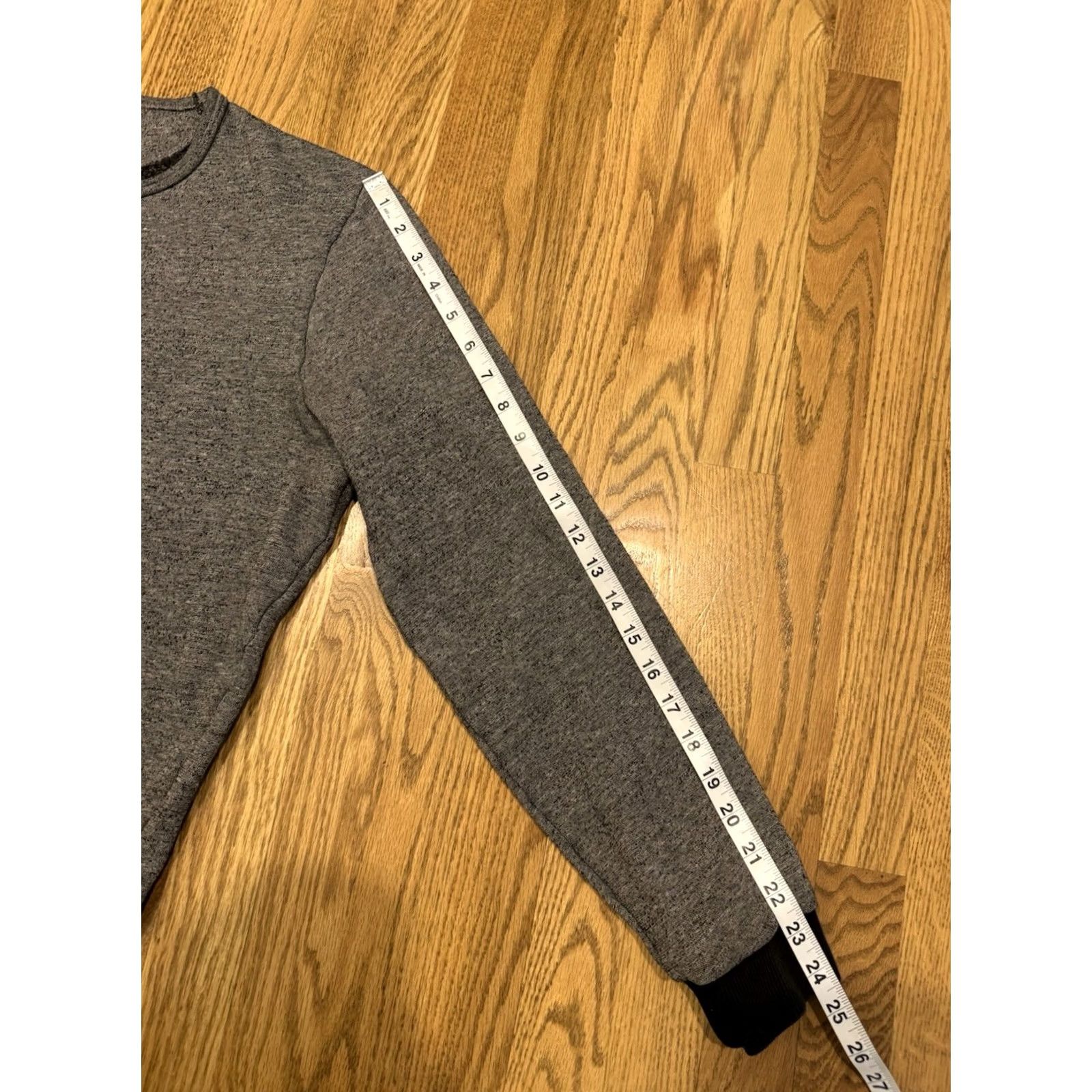 Marine Layer Marine Layer Crewneck Sweatshirt Men’s M Two Tone Grey Black V Stitch Cotton Fleece Pullover Shirt All Seasons Winter Fall Spring Mens Size US M / EU 48-50 / 2 - 6 Thumbnail
