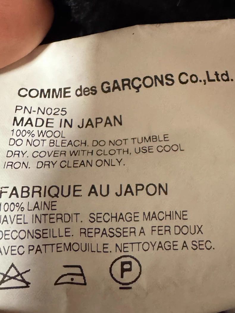 Comme des Garcons Comme Des Garcons Deconstructing and Destroying Crocs Swea Size M / US 6-8 / IT 42-44 - 7 Thumbnail