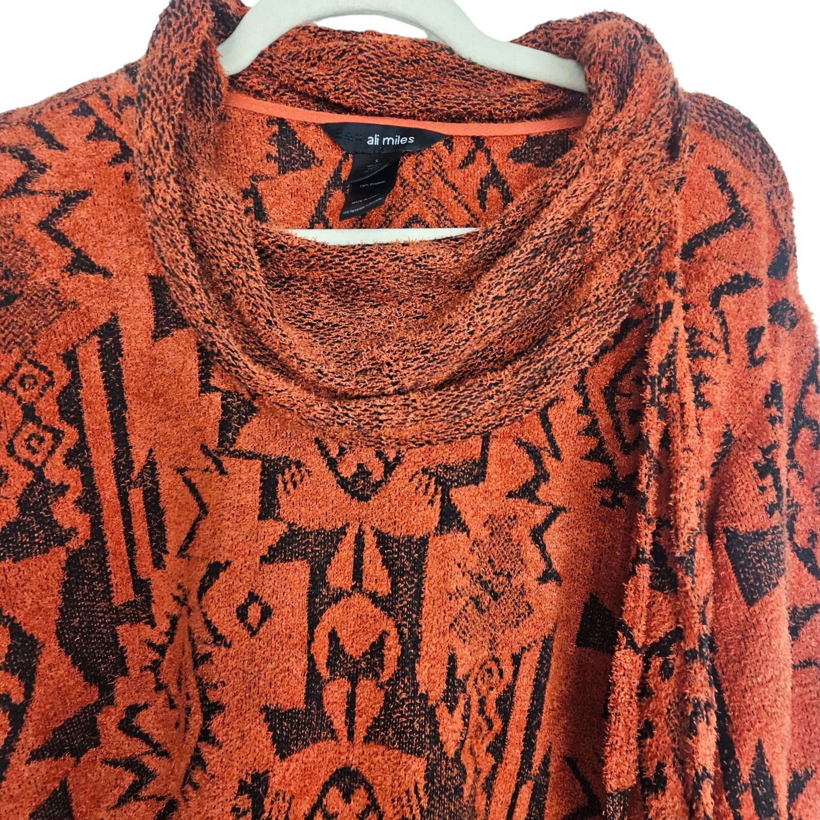 Miles New York Ali Miles Aztec Tribal Cowl Neck Fuzzy Sweater Southwestern Size S / US 4 / IT 40 - 2 Thumbnail