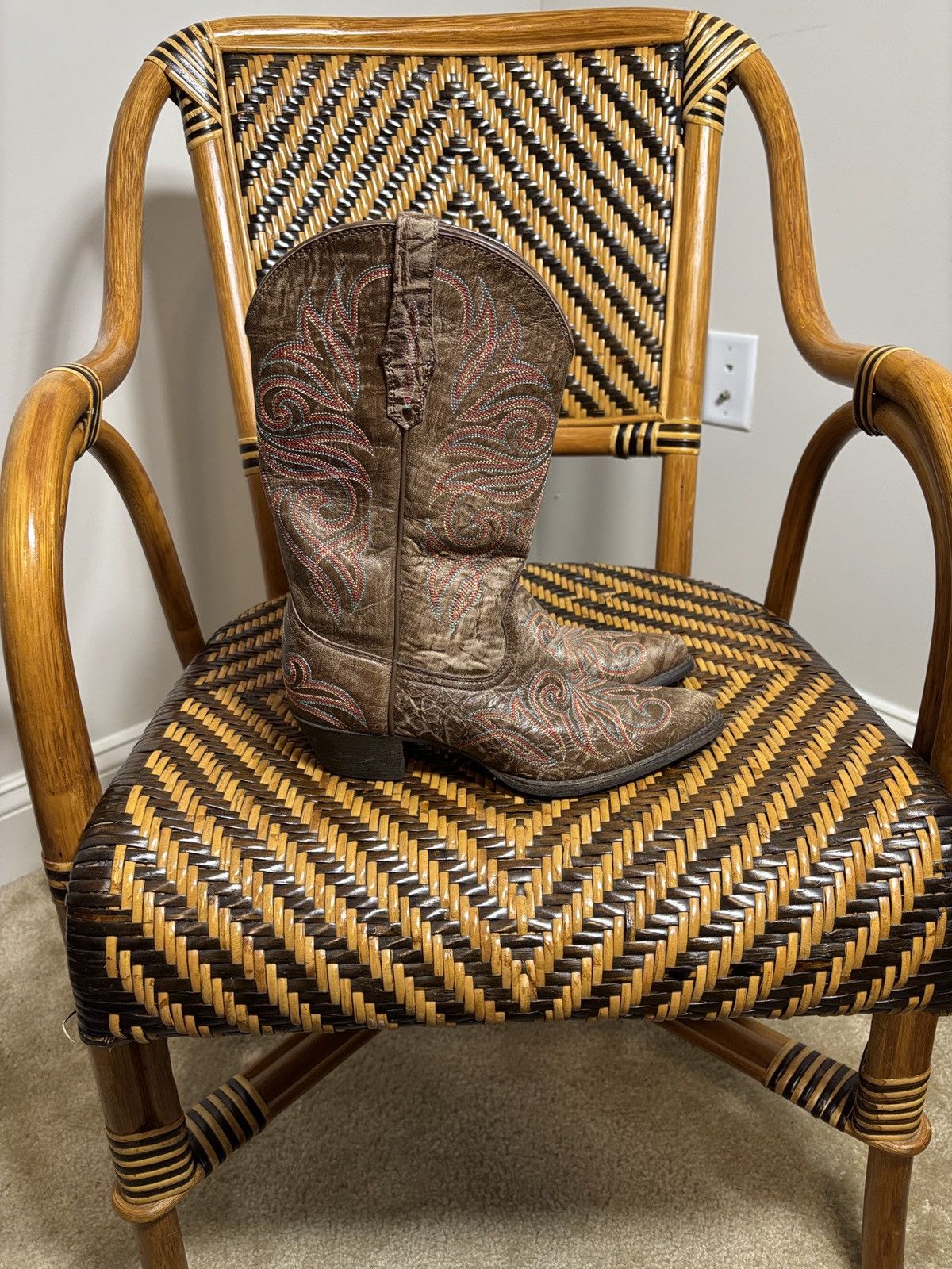 Ariat Ariat Round Up J Toe Cowgirl Western Boots 6.5 Embroidered Size US 6.5 / IT 36.5 - 1 Thumbnail
