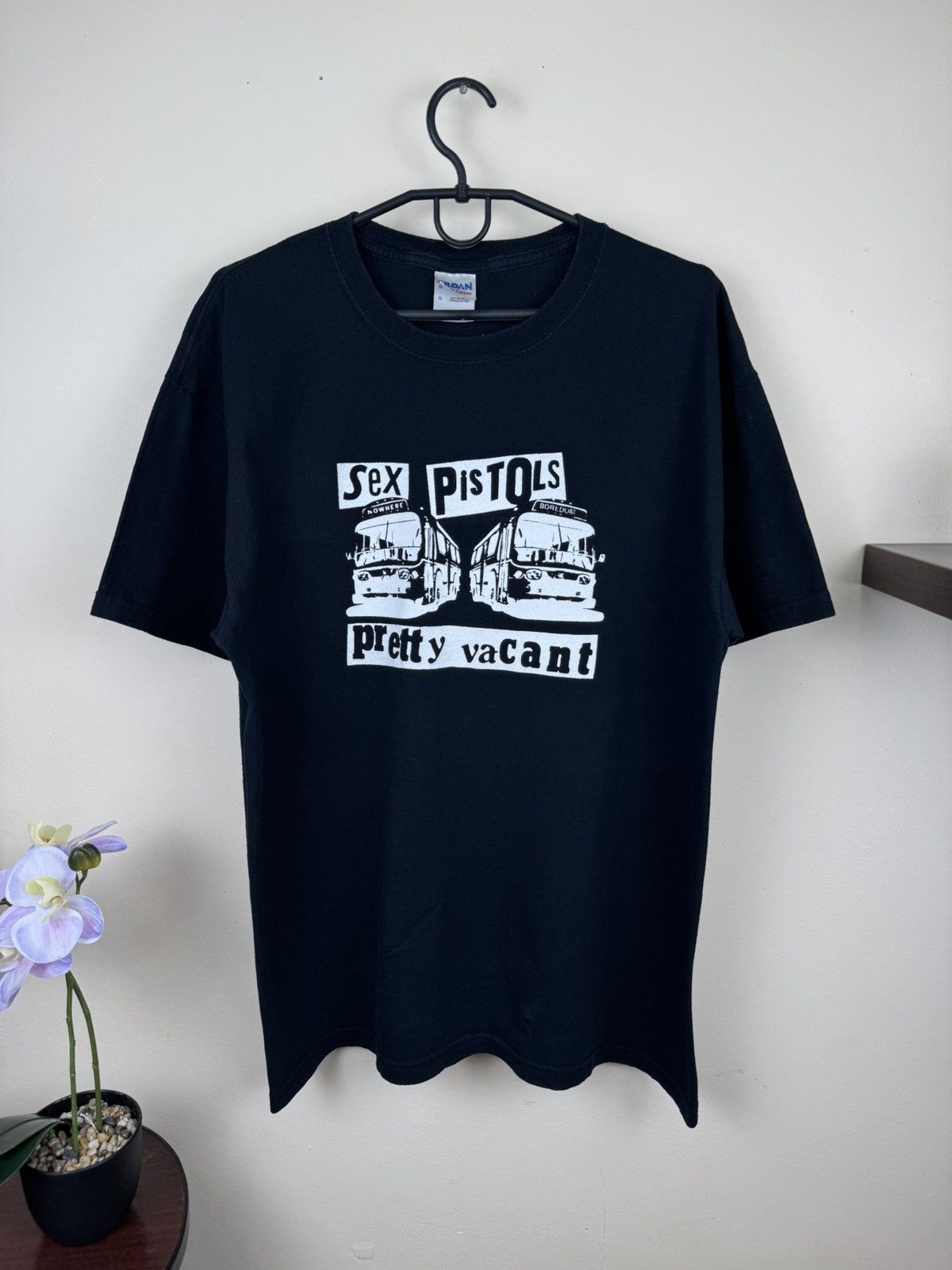 Other Vintage Sex Pistols Pretty Vacant T shirt Black Rock Band L Size US L / EU 52-54 / 3 - 3 Thumbnail