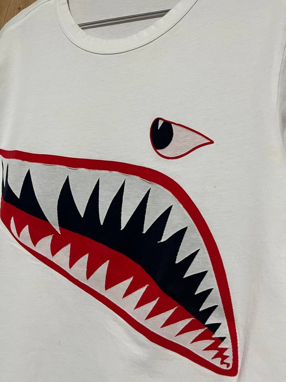 Moncler Moncler Shark Logo T-shirt Size US M / EU 48-50 / 2 - 5 Thumbnail