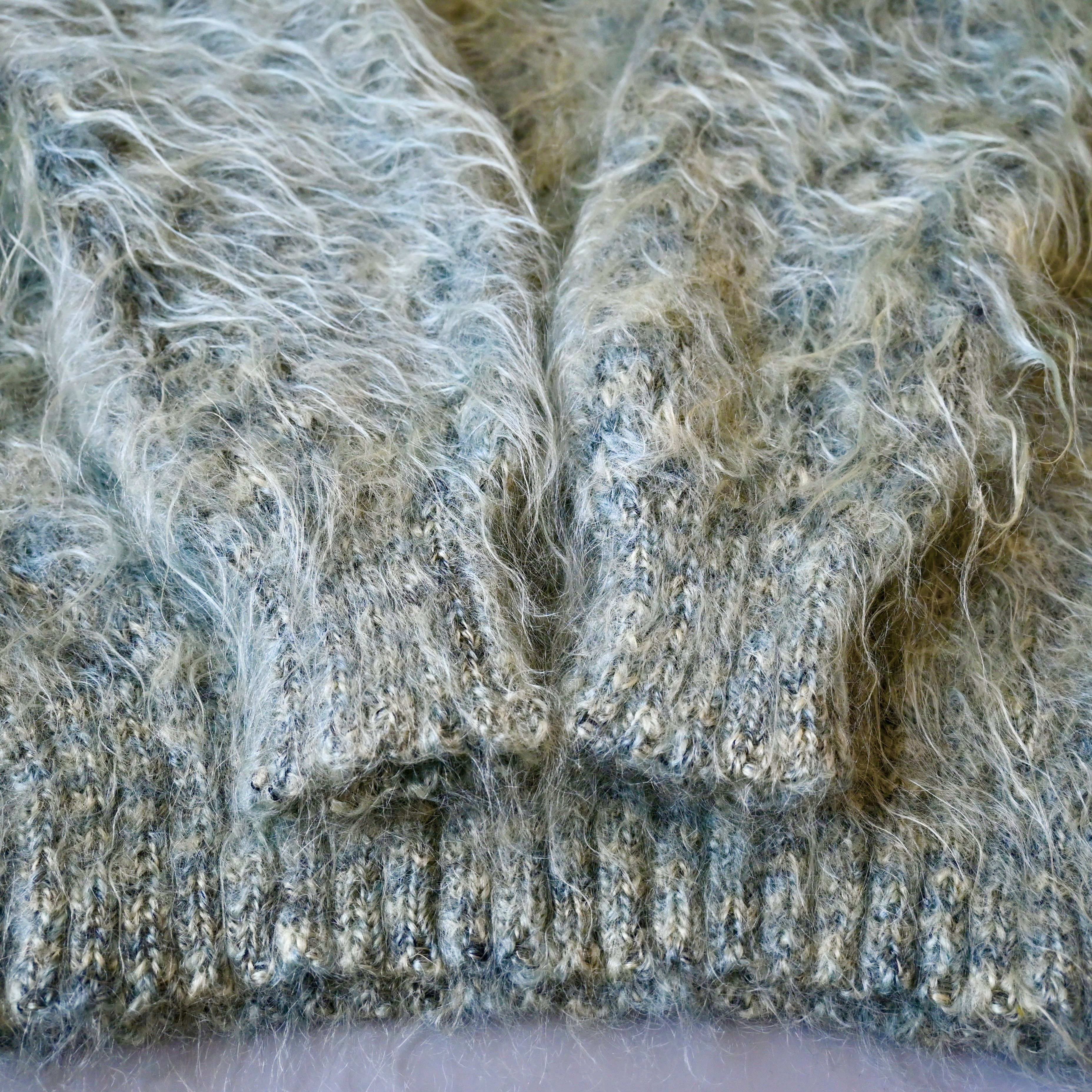 Vintage Super hairy, vintage 1990s Mohair-mix knit yeti sweater Size US S / EU 44-46 / 1 - 7 Thumbnail