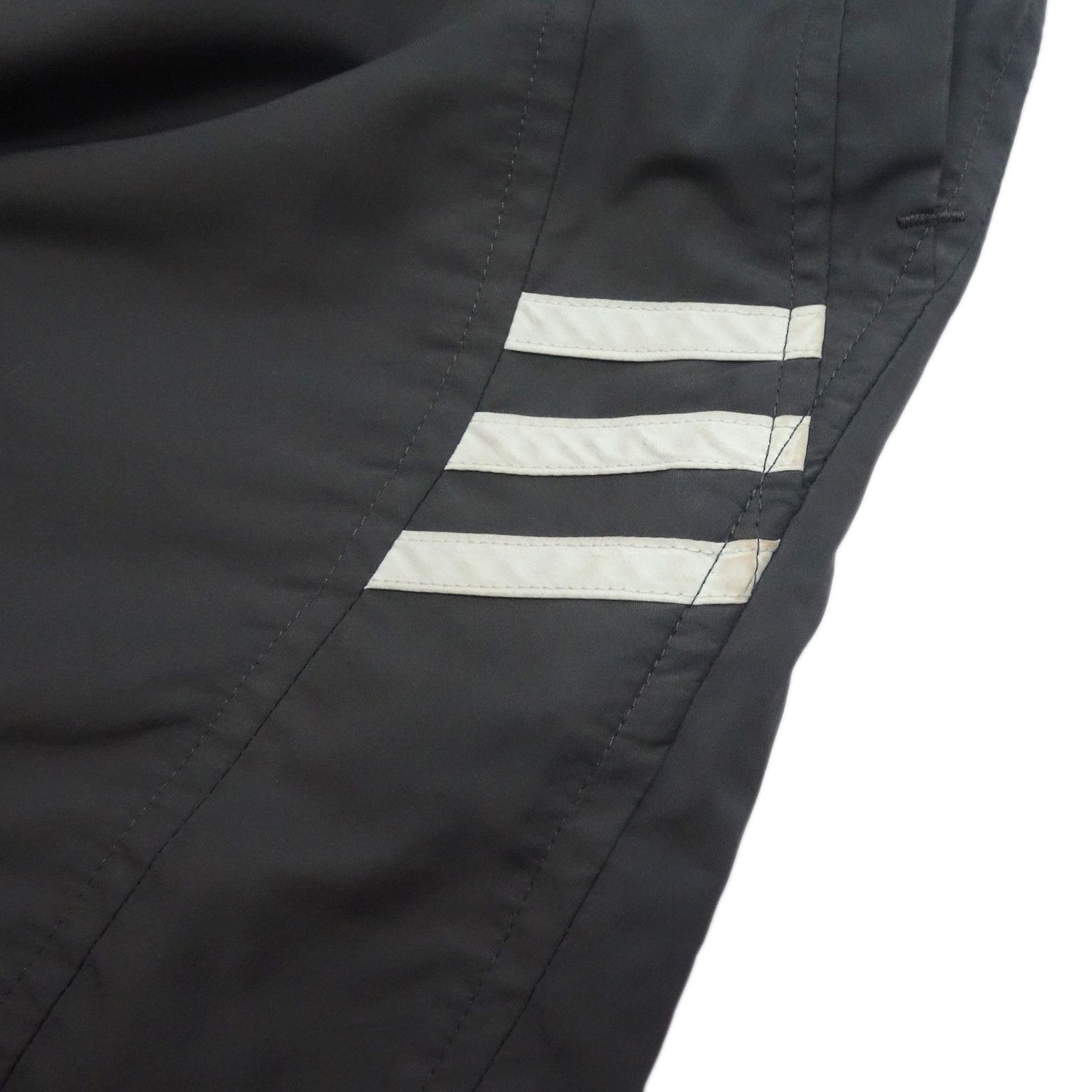Adidas × Vintage Vintage 90s ADIDAS Gray Shorts Size L / XL Size US 38 / EU 54 - 2 Thumbnail