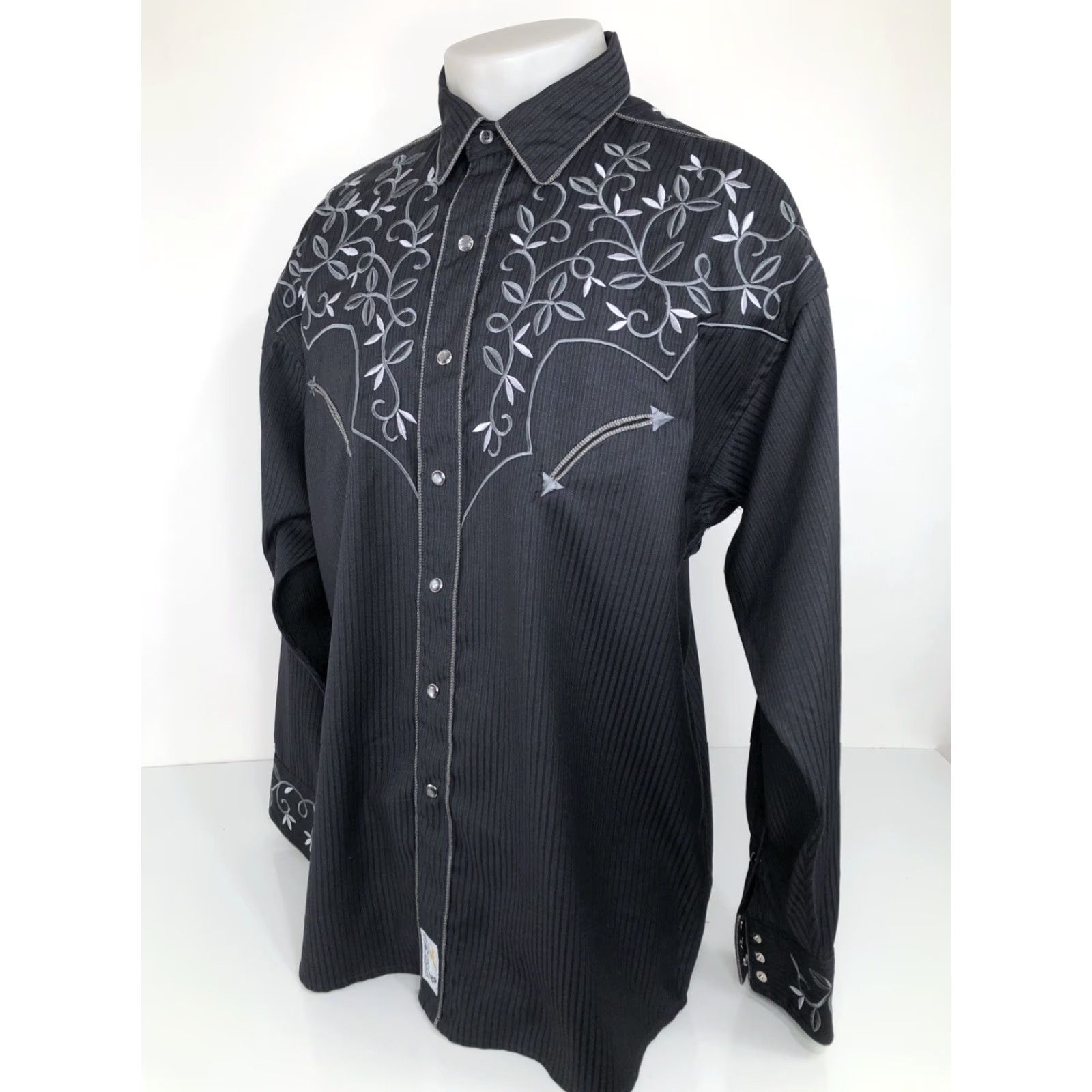 Vintage PANHANDLE SLIM / RETRO Embroidered Lg. Floral SNAP Western Shirt Mens Slimming Black / Silver XL? Size US L / EU 52-54 / 3 - 2 Thumbnail