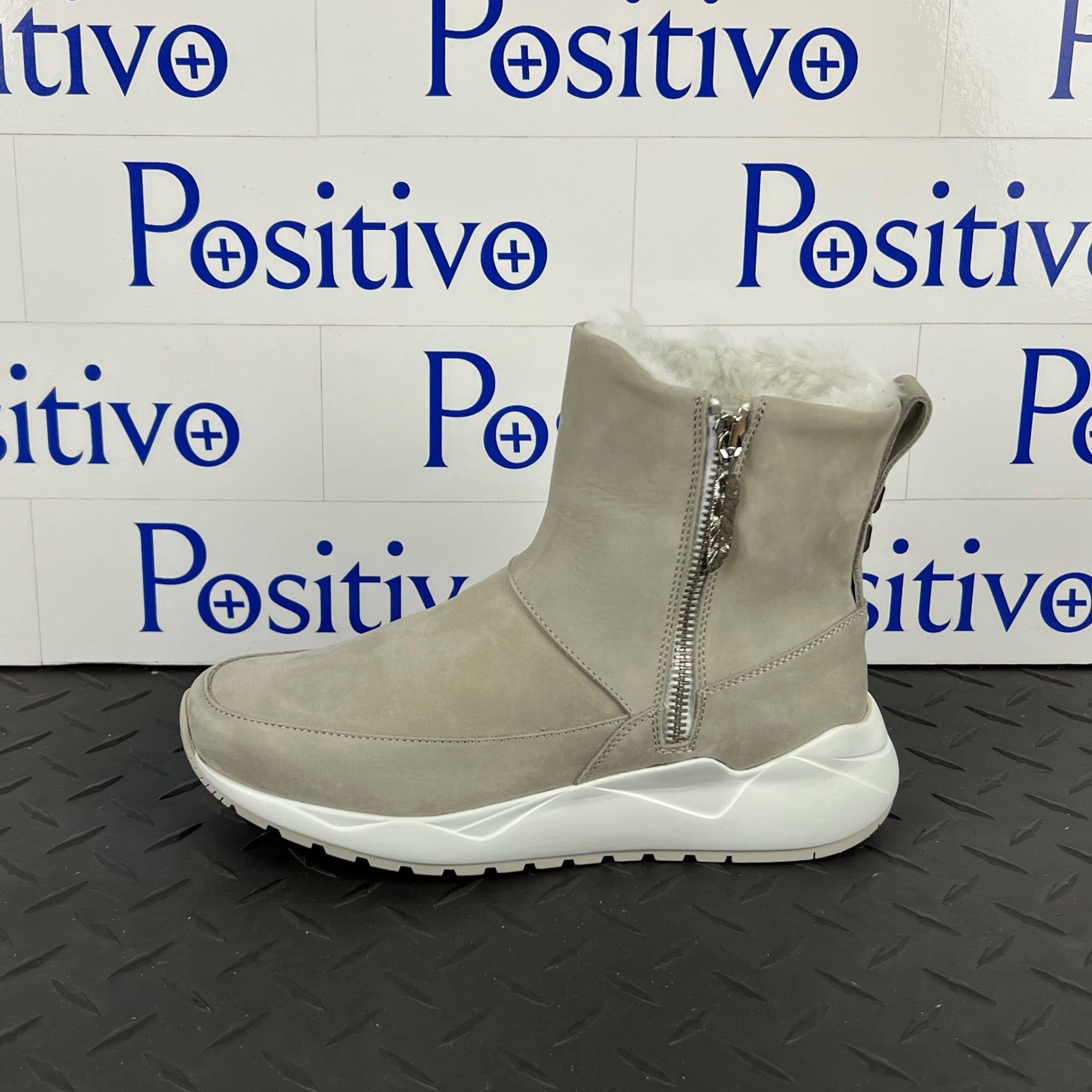 Buscemi Buscemi Run Boot Fur Grey Suede Boots US 6 EU 36 Size US 6 / IT 36 - 1 Thumbnail