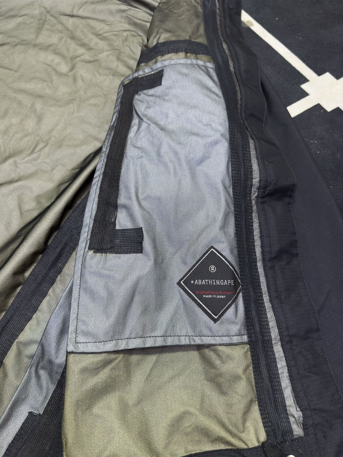 Bape × Goretex BAPE x Goretex Waterproof Zipper Jacket Size US M / EU 48-50 / 2 - 11 Thumbnail