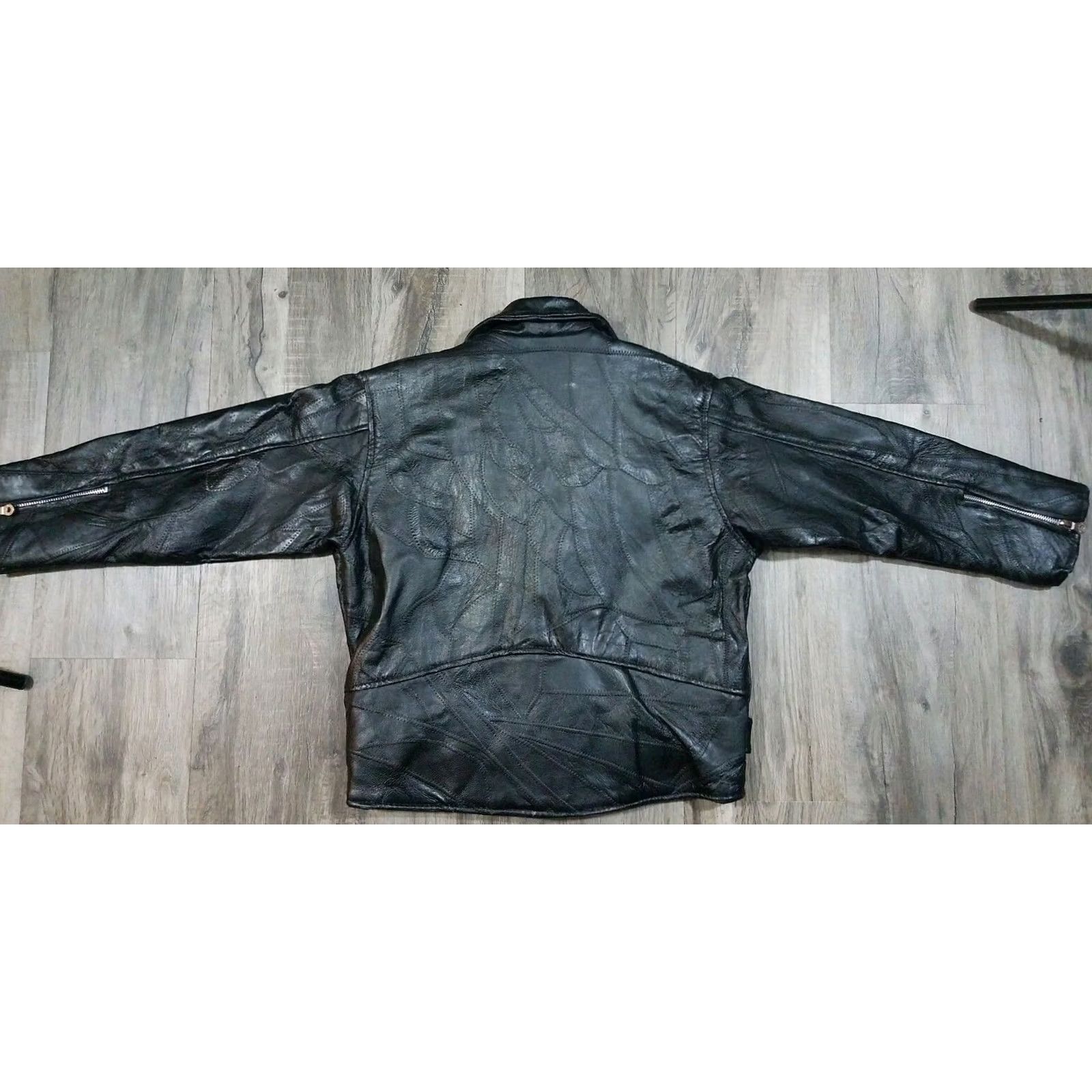 Vintage VINTAGE Diamond Plate Buffalo Leather Motorcycle Jacket Coat Cafe Racer Womens XS Jacket Black 10 Size Regular Size XS / US 0-2 / IT 36-38 - 6 Thumbnail