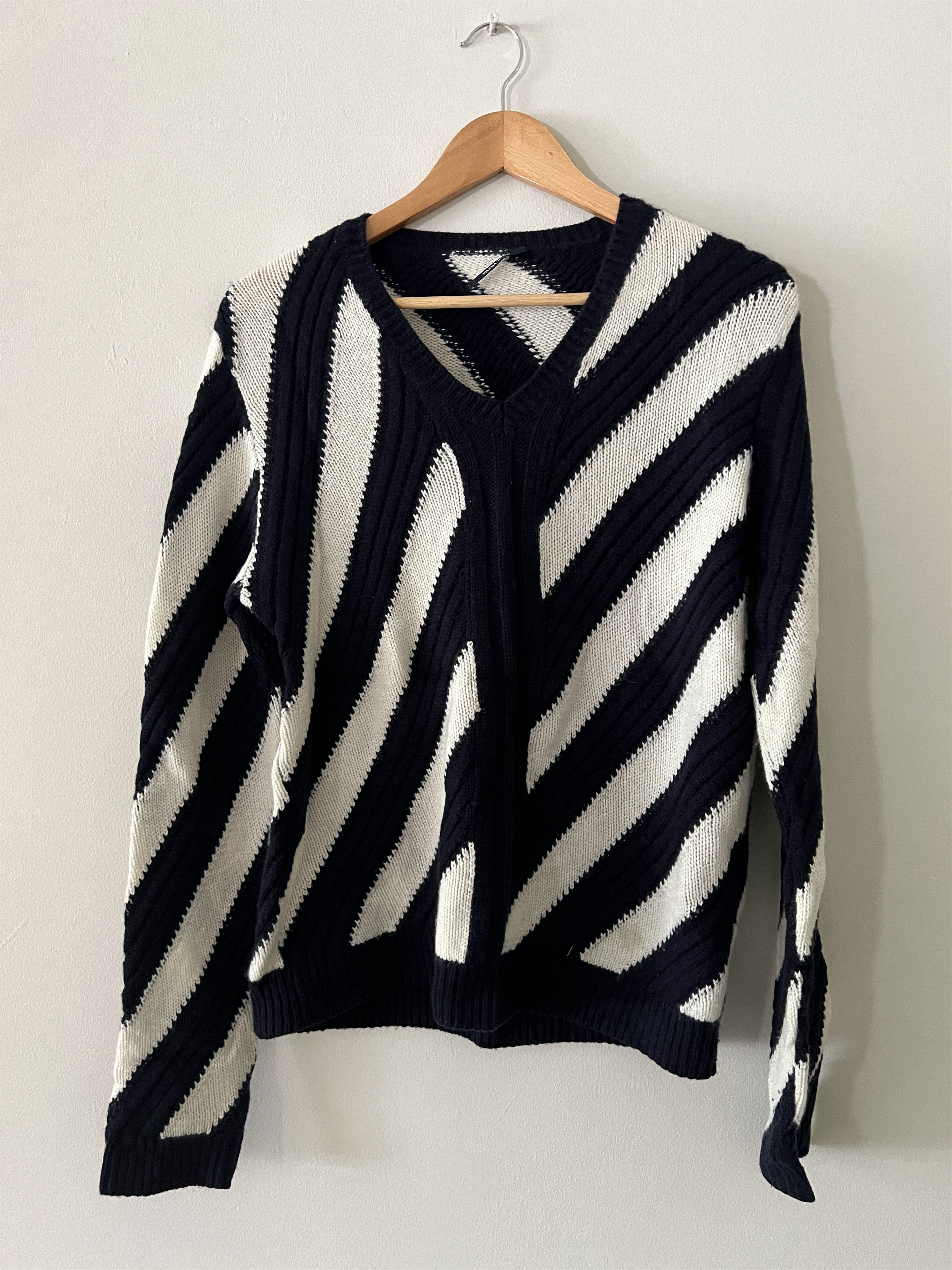 Prada Prada cashmere cable knit jumper Size US S / EU 44-46 / 1 - 1 Thumbnail