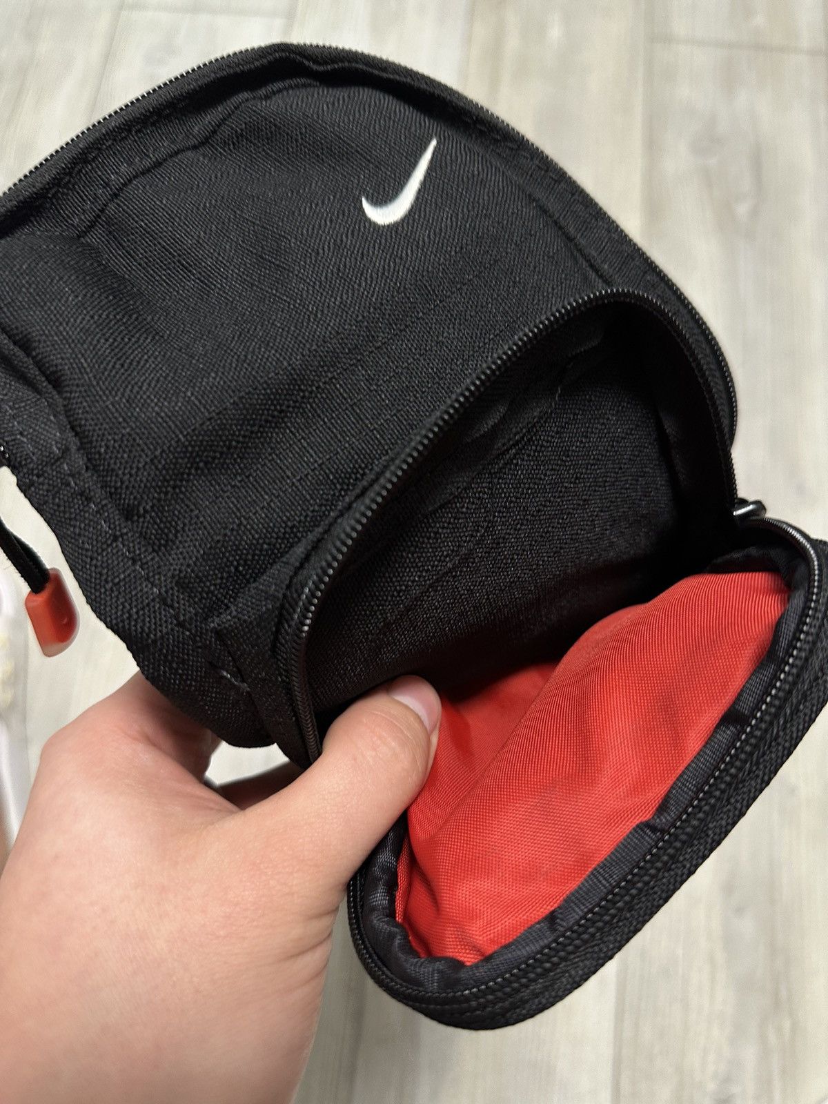 Vintage Vintage Nike Messenger Mini Bag Size ONE SIZE - 4 Thumbnail