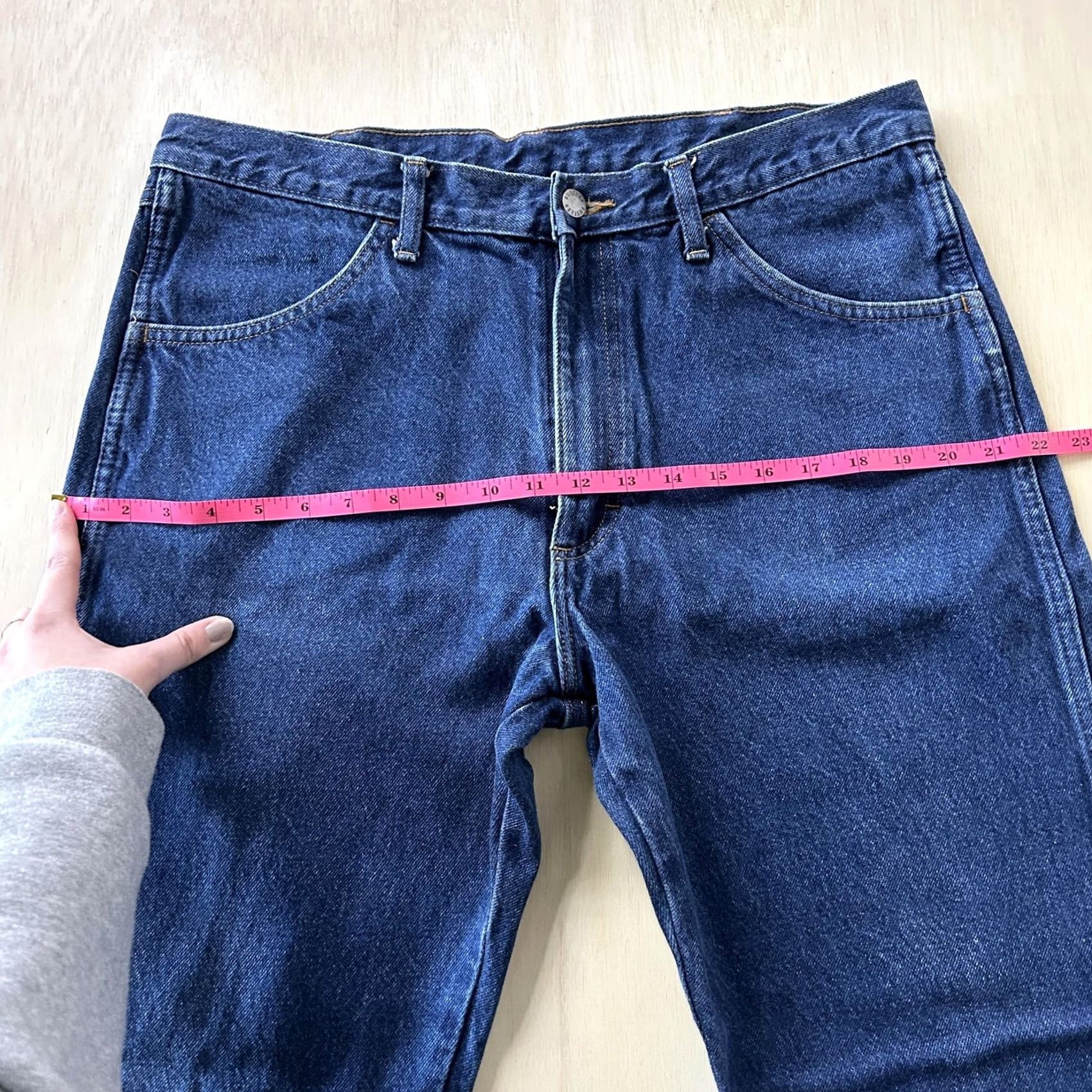 Vintage VINTAGE Rustler Jeans Mens 44x30 Blue Dark Wash Denim Straight Relaxed Fit Jeans Mens 44 Regular Dark Blue Pockets Zip Size US 44 / EU 60 - 6 Thumbnail