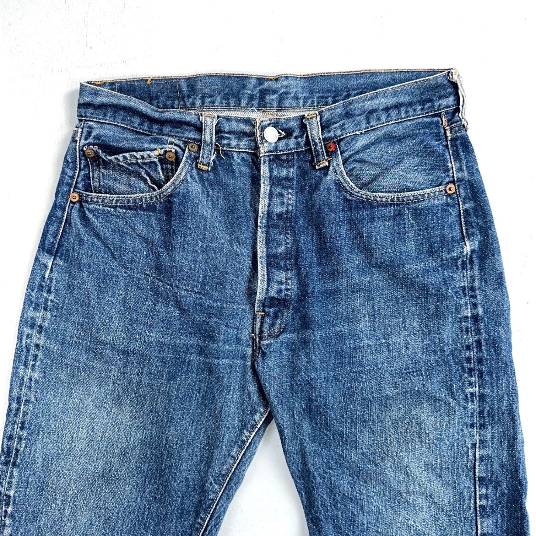 Levi's VINTAGE Levi's 501 XX Jeans 34x25 Mid Wash Blue Redline Selvedge Distressed 70s Mens Size US 34 / EU 50 - 2 Thumbnail