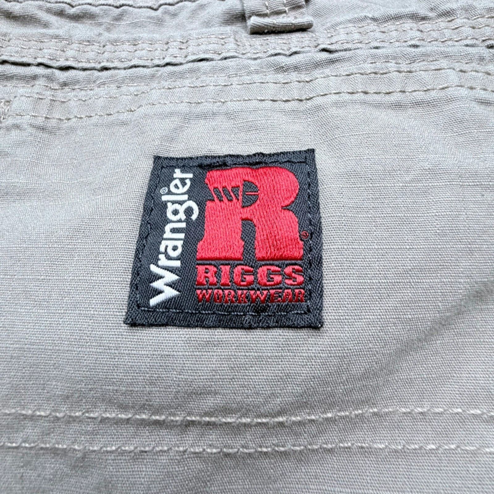 Wrangler Wrangler Riggs utility work shorts 42 Size US 42 / EU 58 - 3 Thumbnail