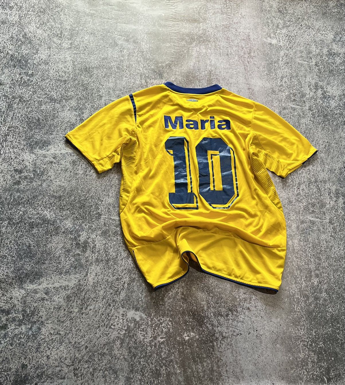 Umbro Sweden Umbro Soccer shirt Jersey 2005-2006 season home🇸🇪 Size US M / EU 48-50 / 2 - 8 Thumbnail